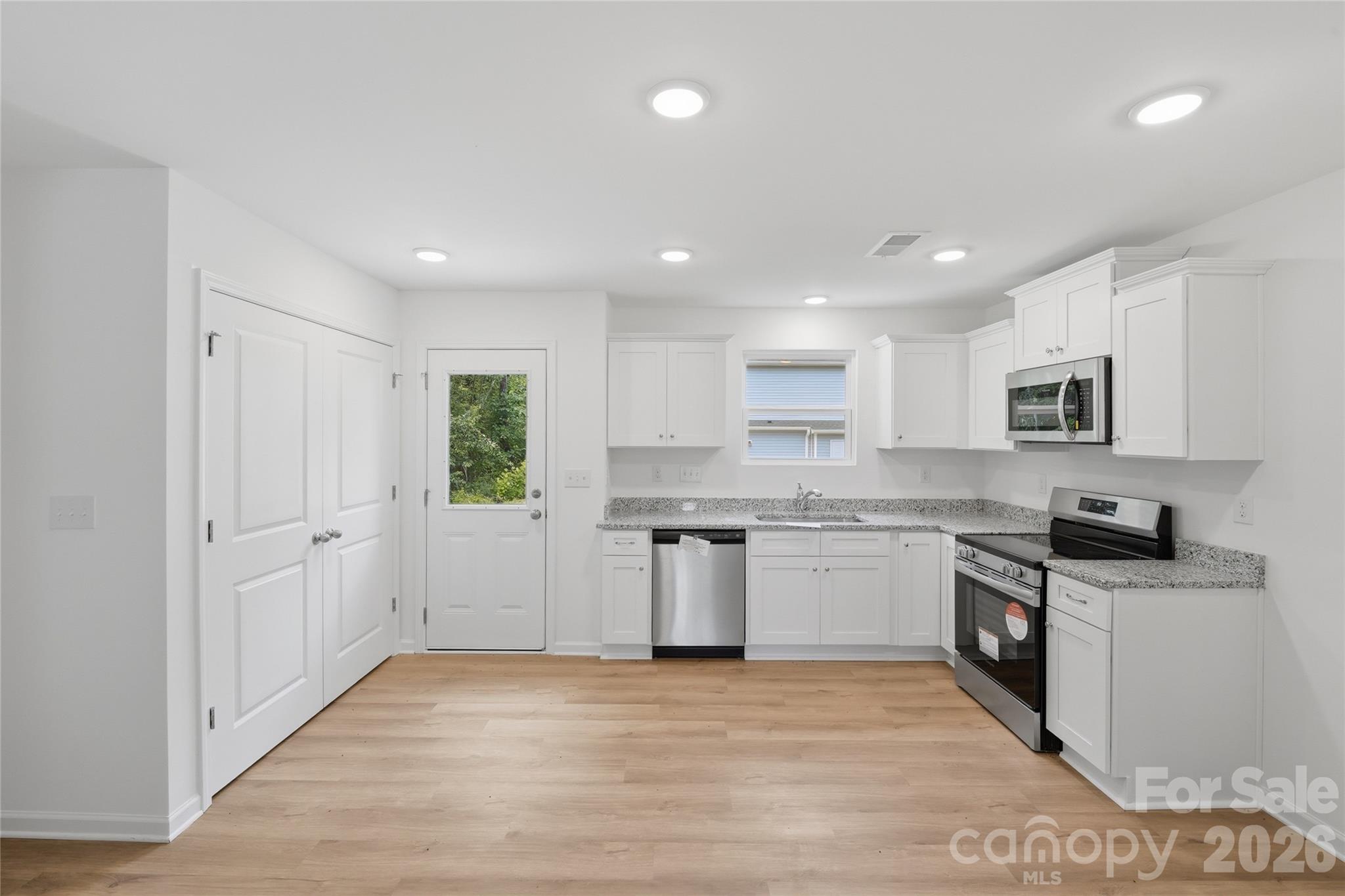 422 Kershaw Street — Lancaster