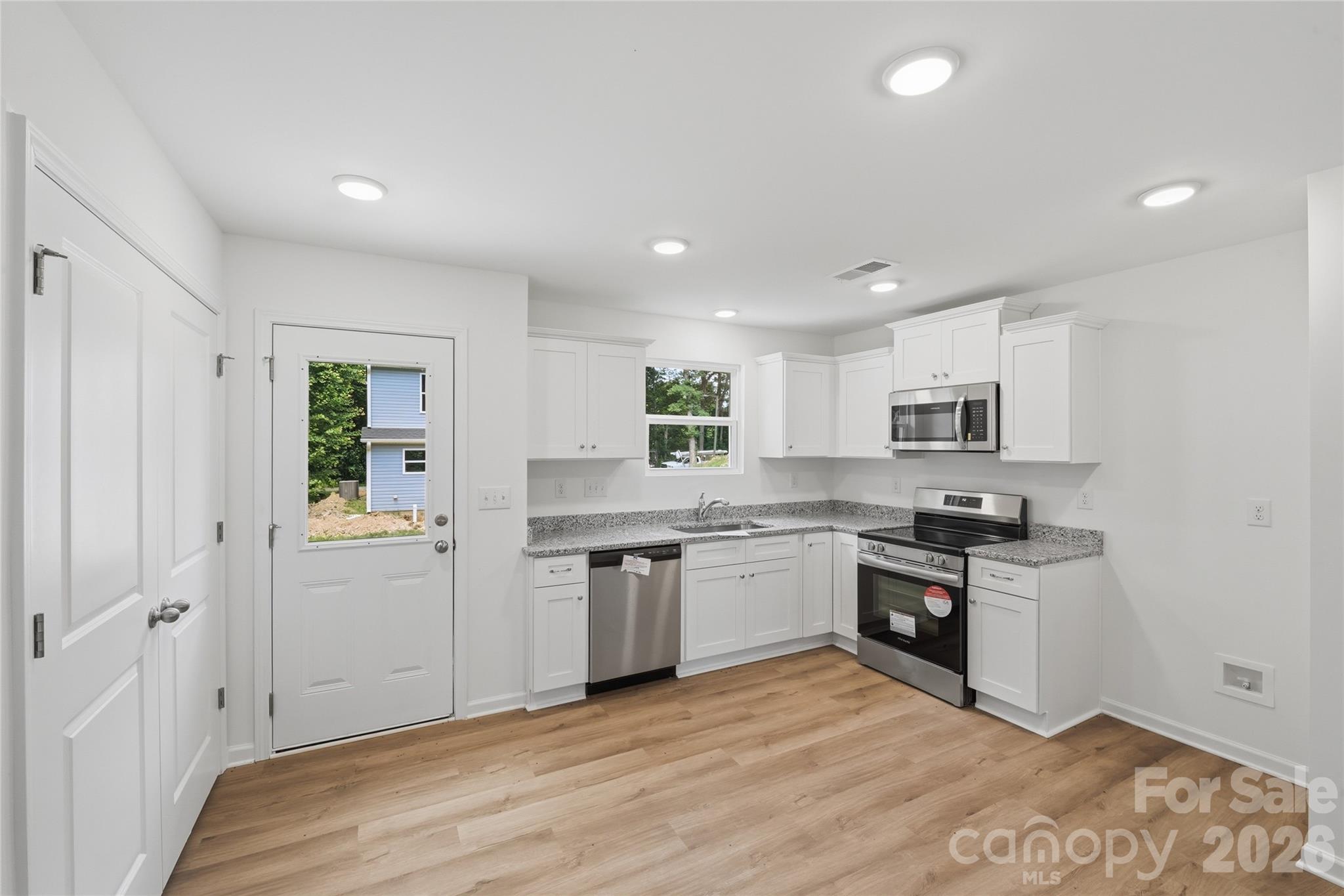 422 Kershaw Street — Lancaster