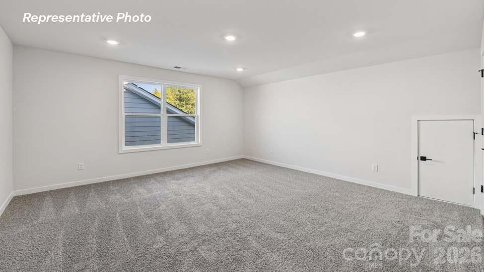 3276 Oberon Street — York
