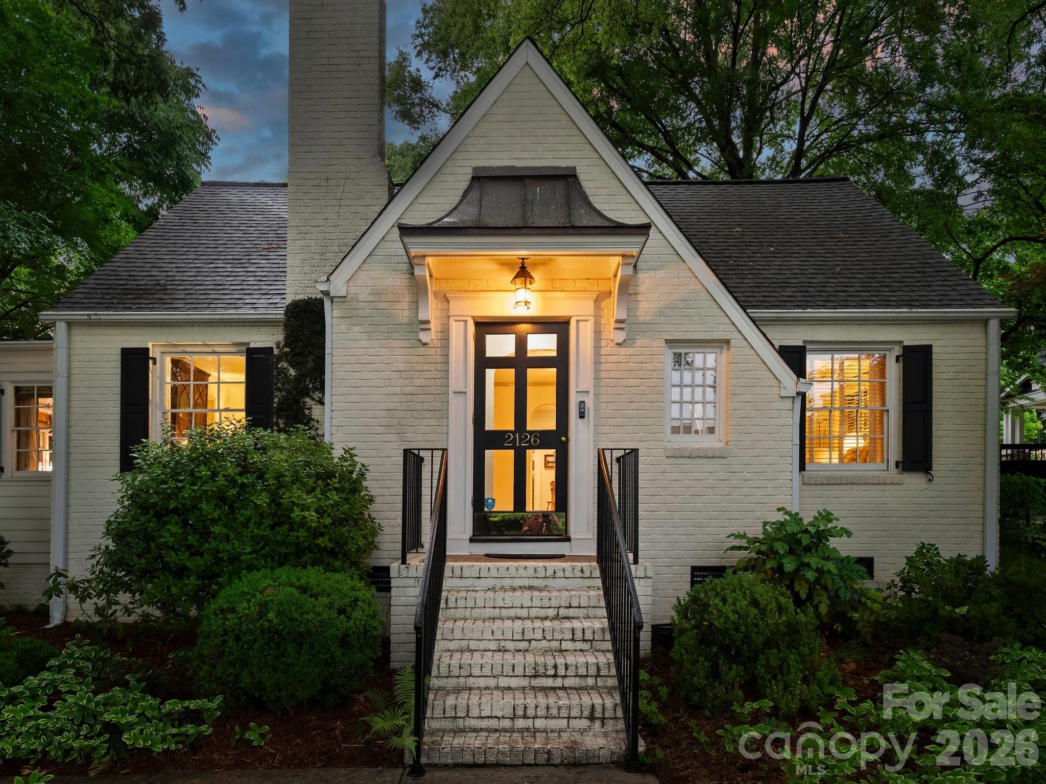 2126 Cumberland Avenue — Charlotte