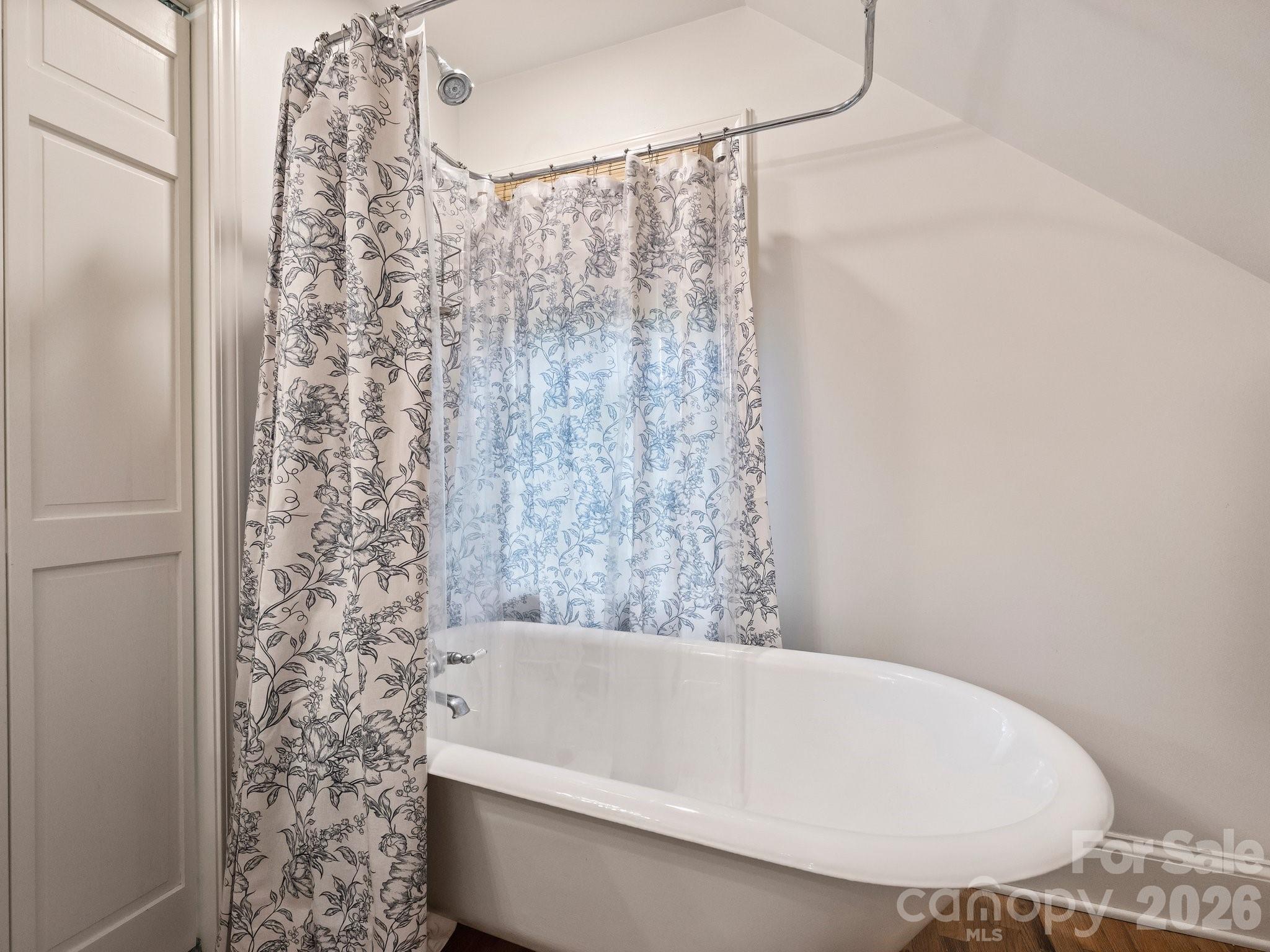 2126 Cumberland Avenue — Charlotte