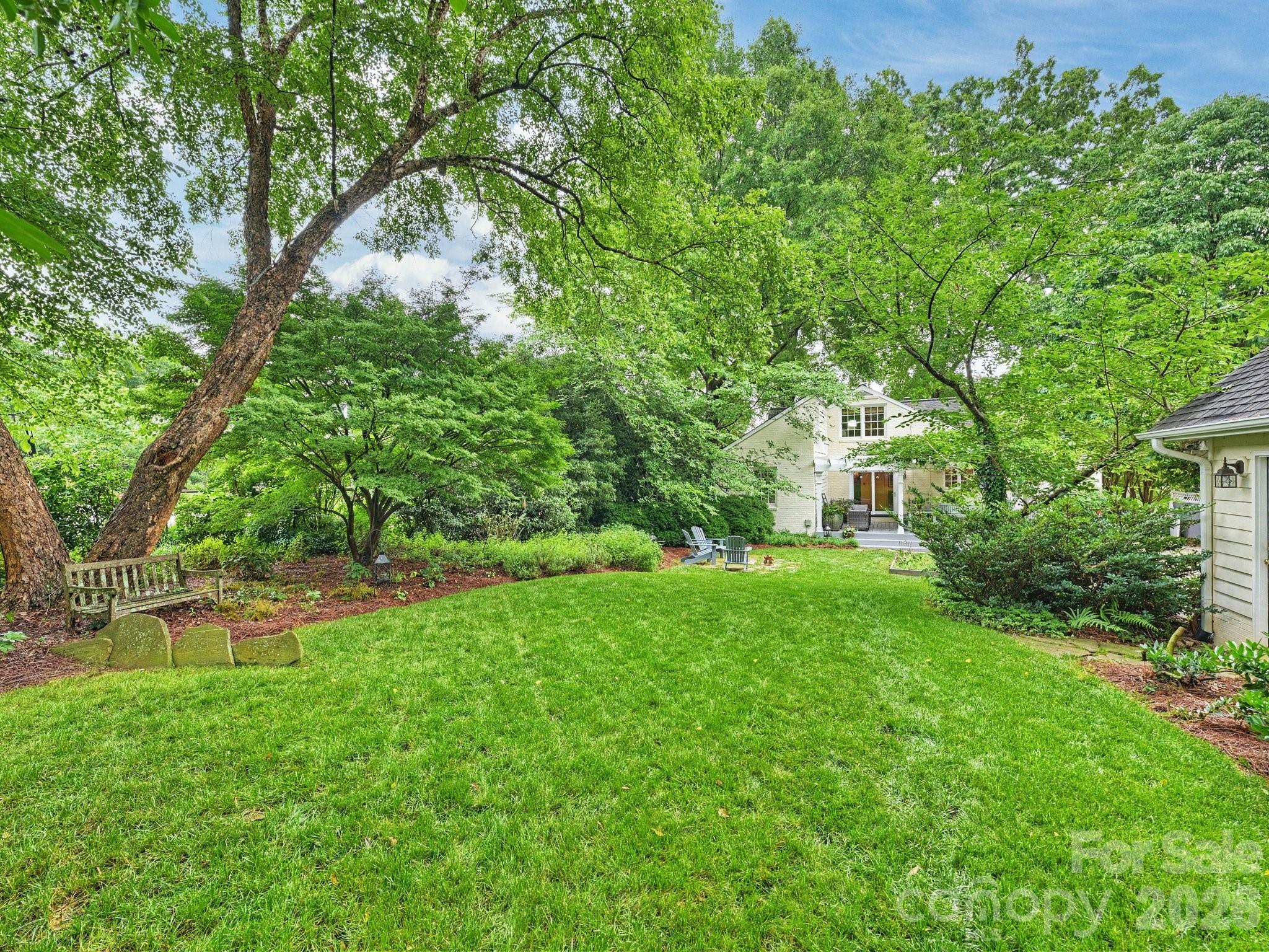 2126 Cumberland Avenue — Charlotte