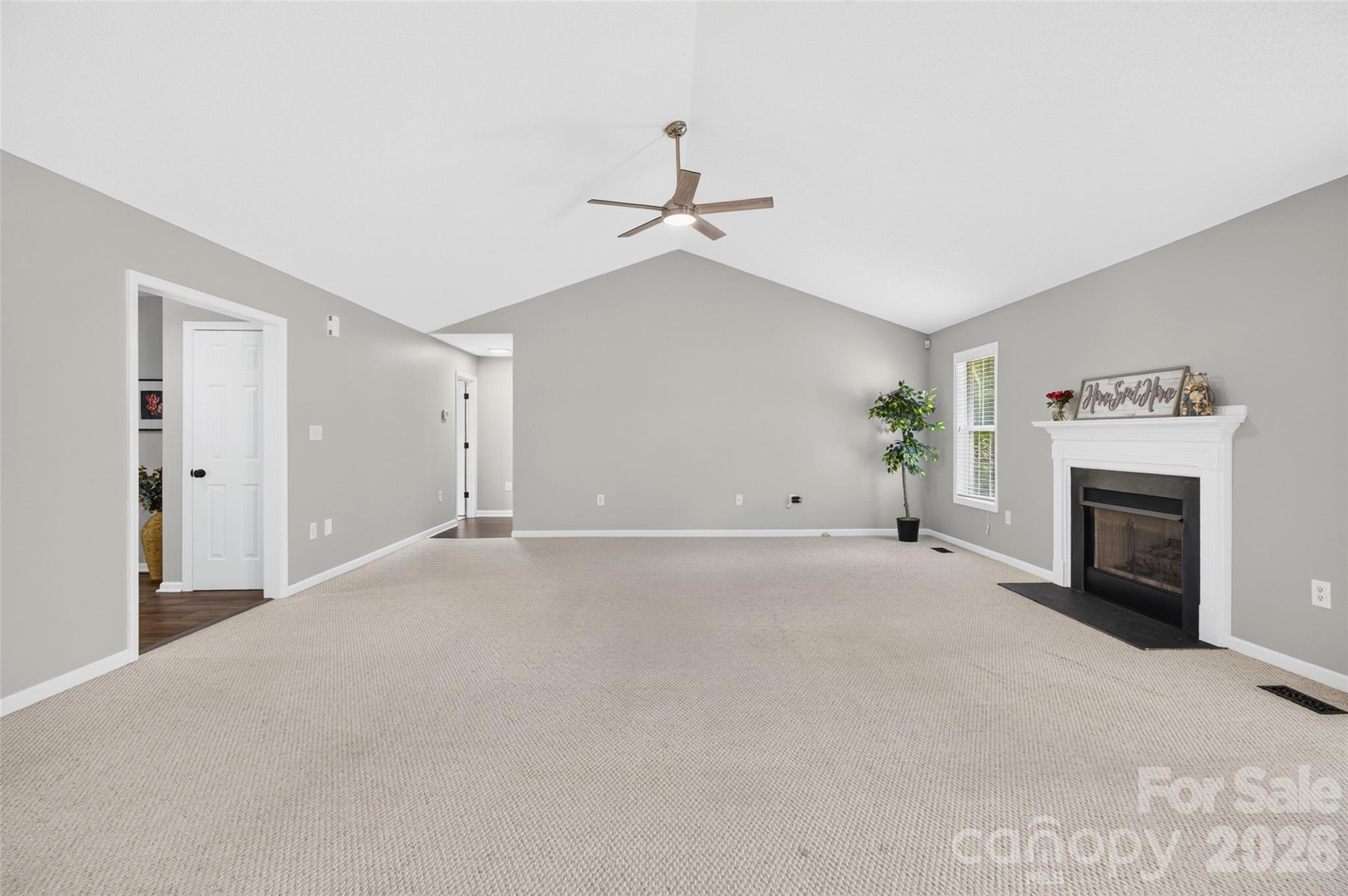 4583 Shawnee Court — Maiden