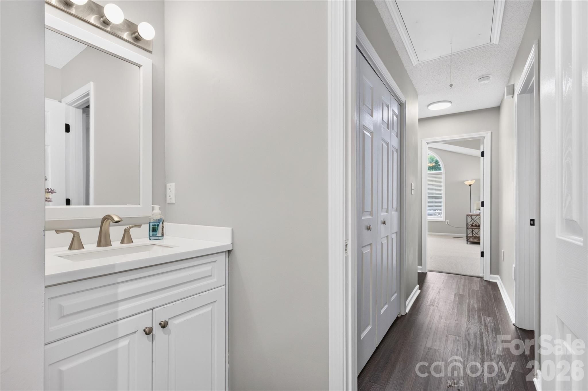 4583 Shawnee Court — Maiden