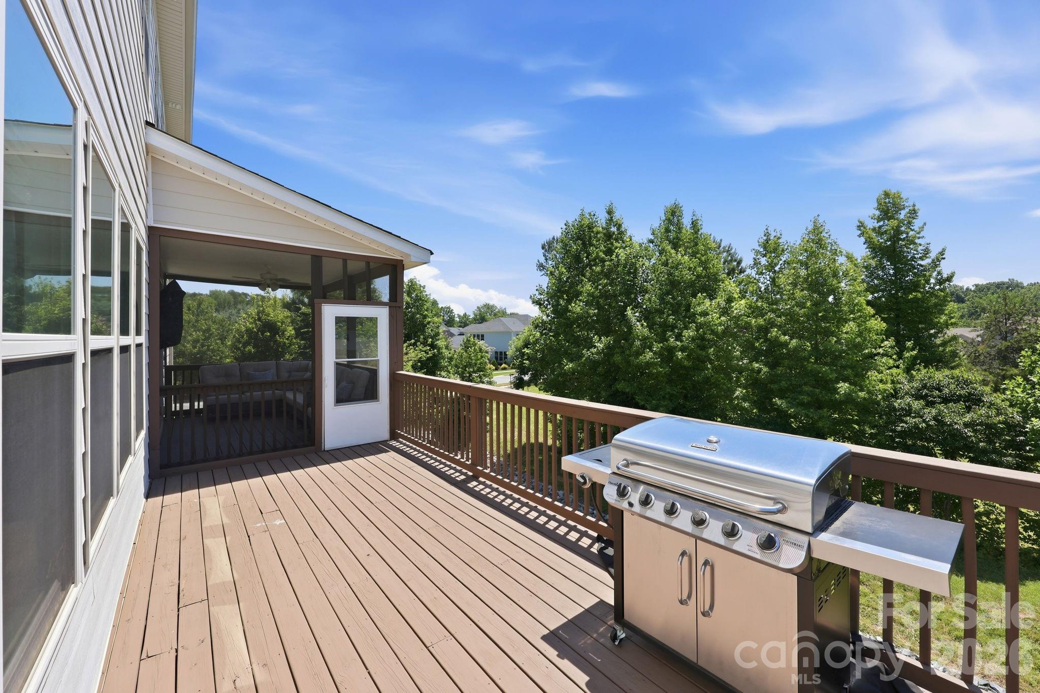 16306 Nicodemus Lane — Huntersville