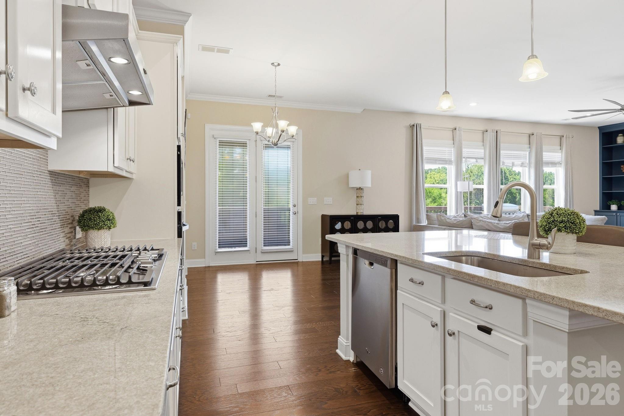 16306 Nicodemus Lane — Huntersville