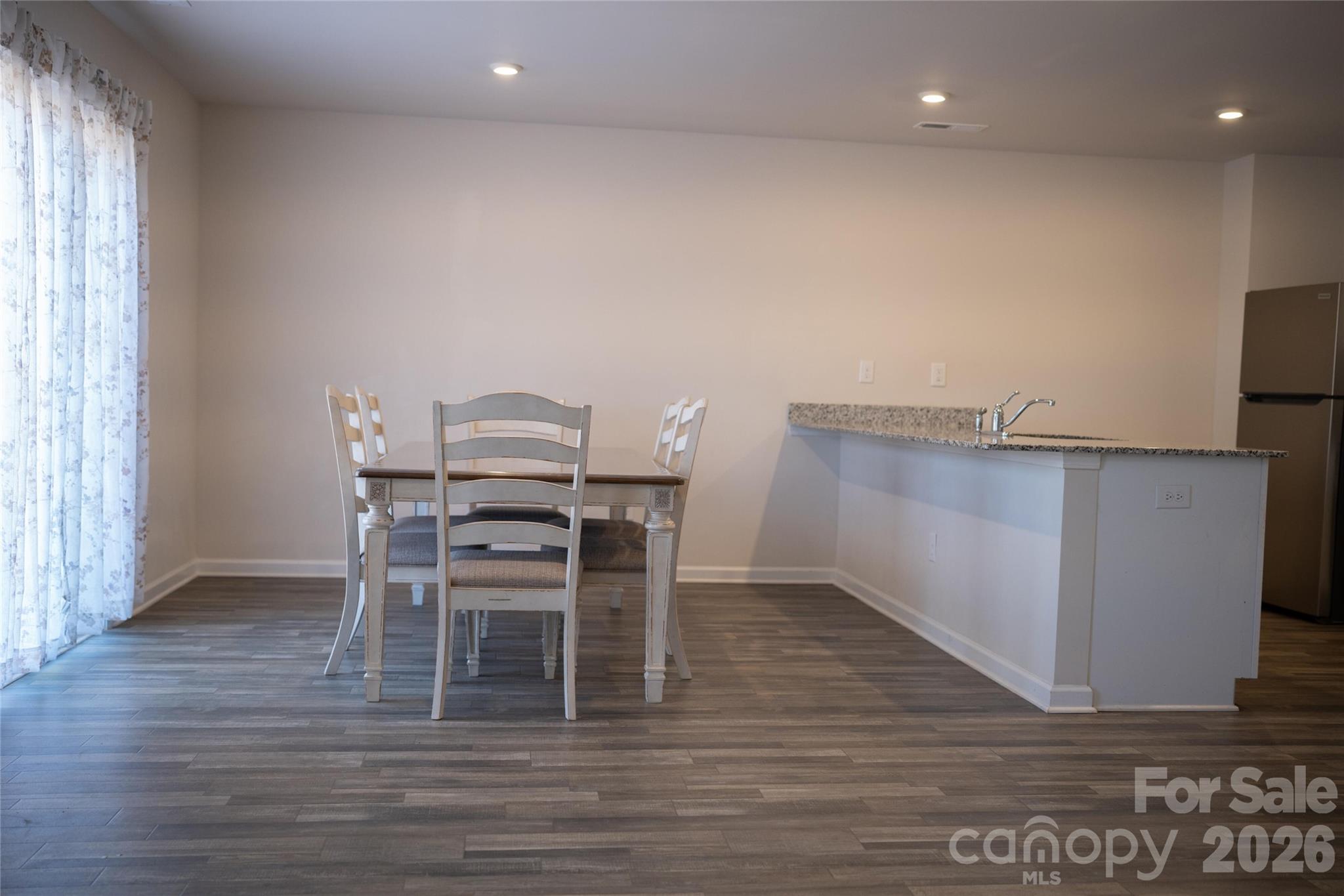 1563 Catskill Way — Newton