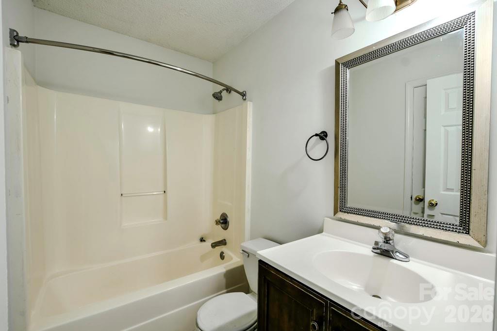 3510 Tracy Glenn Court — Charlotte