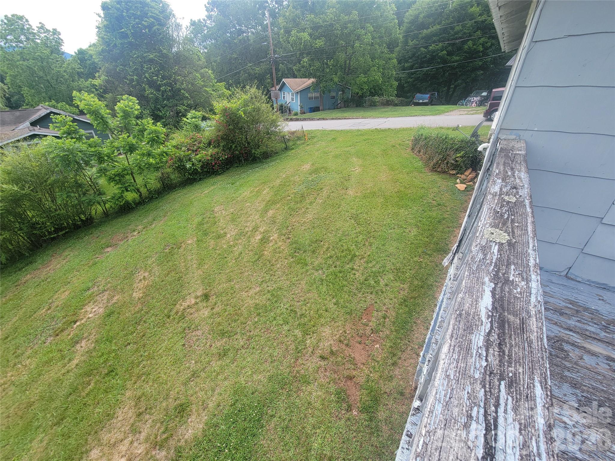 170 Ray Street — Waynesville