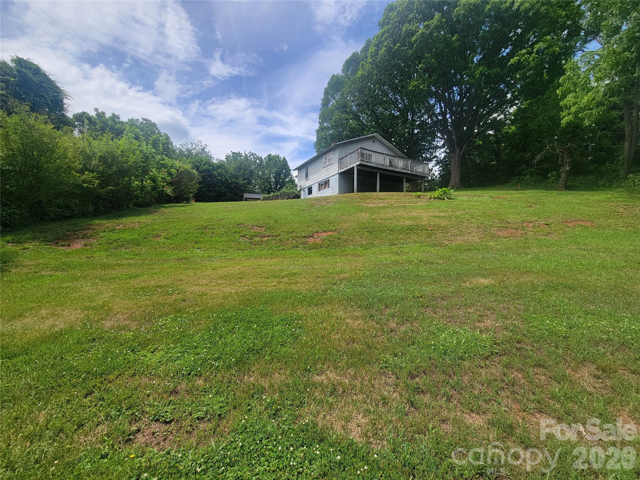 170 Ray Street — Waynesville