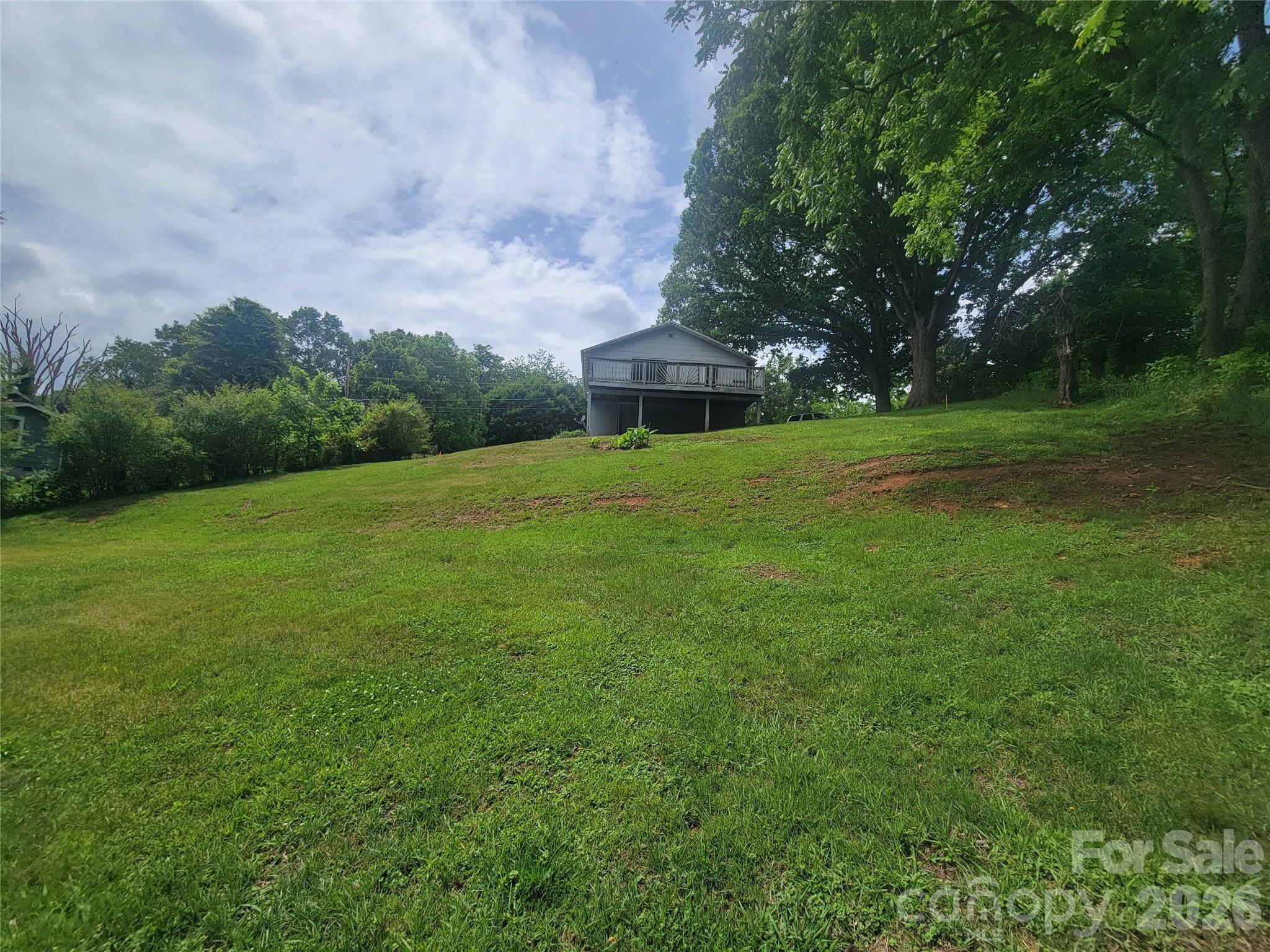 170 Ray Street — Waynesville