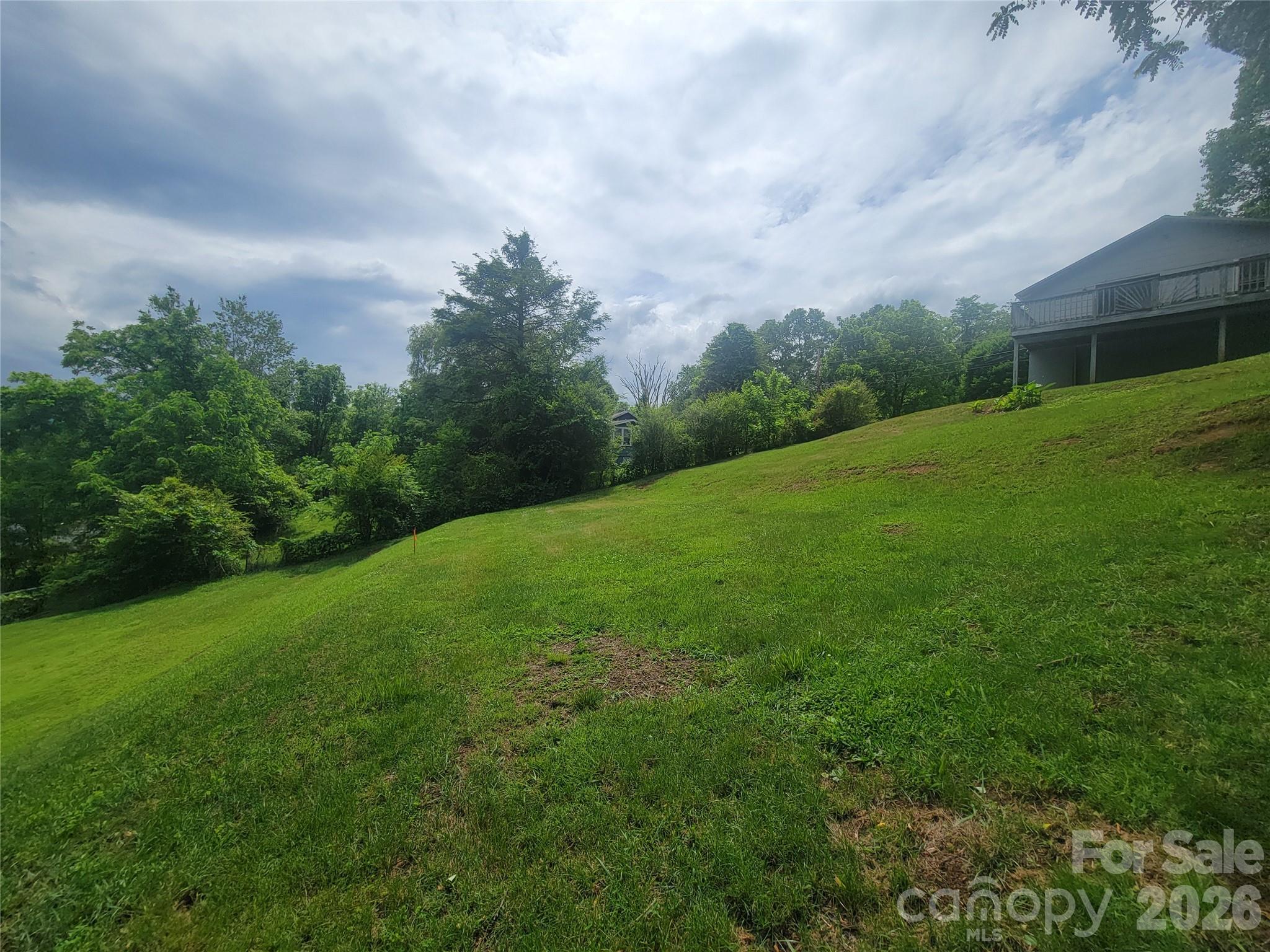 170 Ray Street — Waynesville