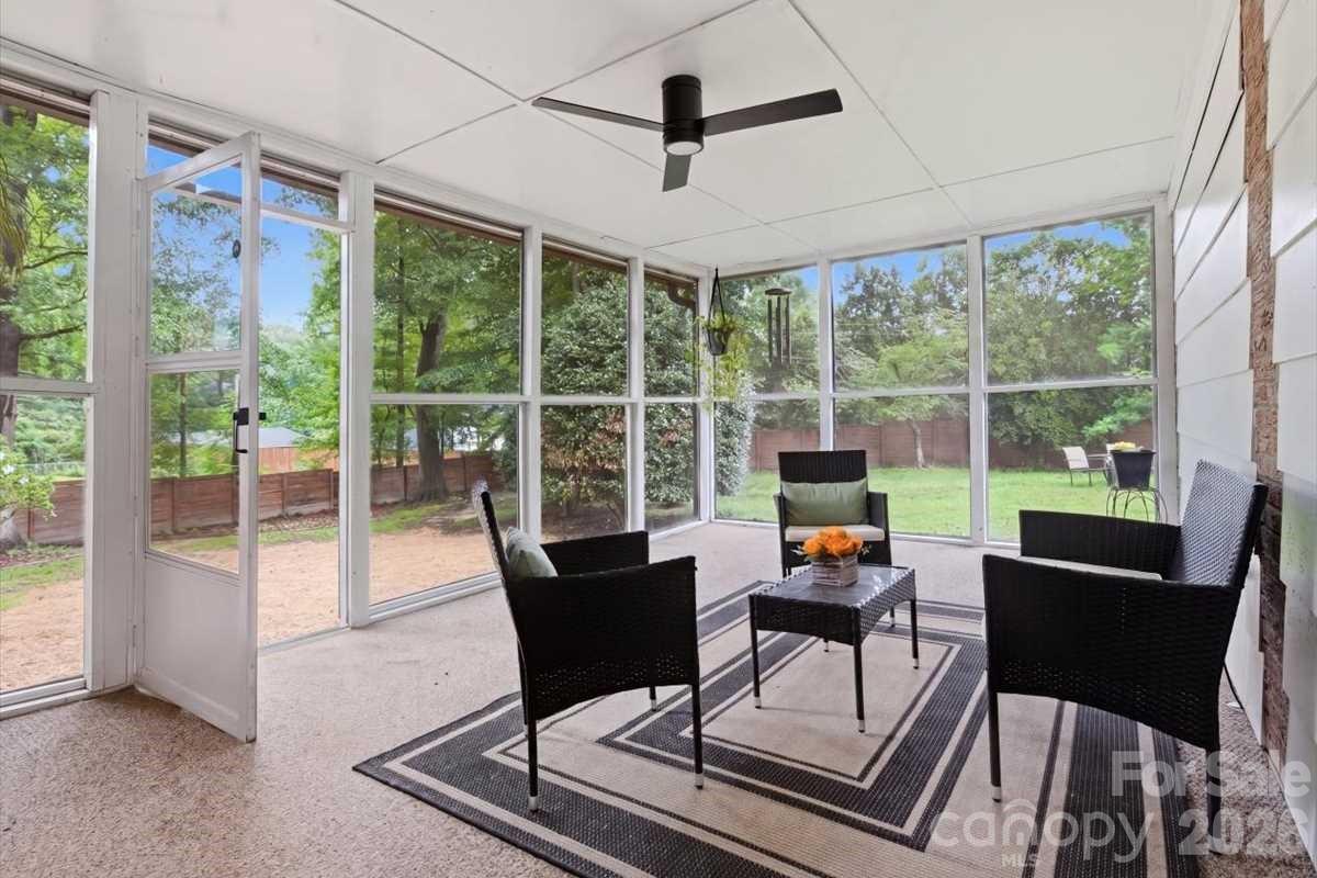 2728 India Hook Road — Rock Hill