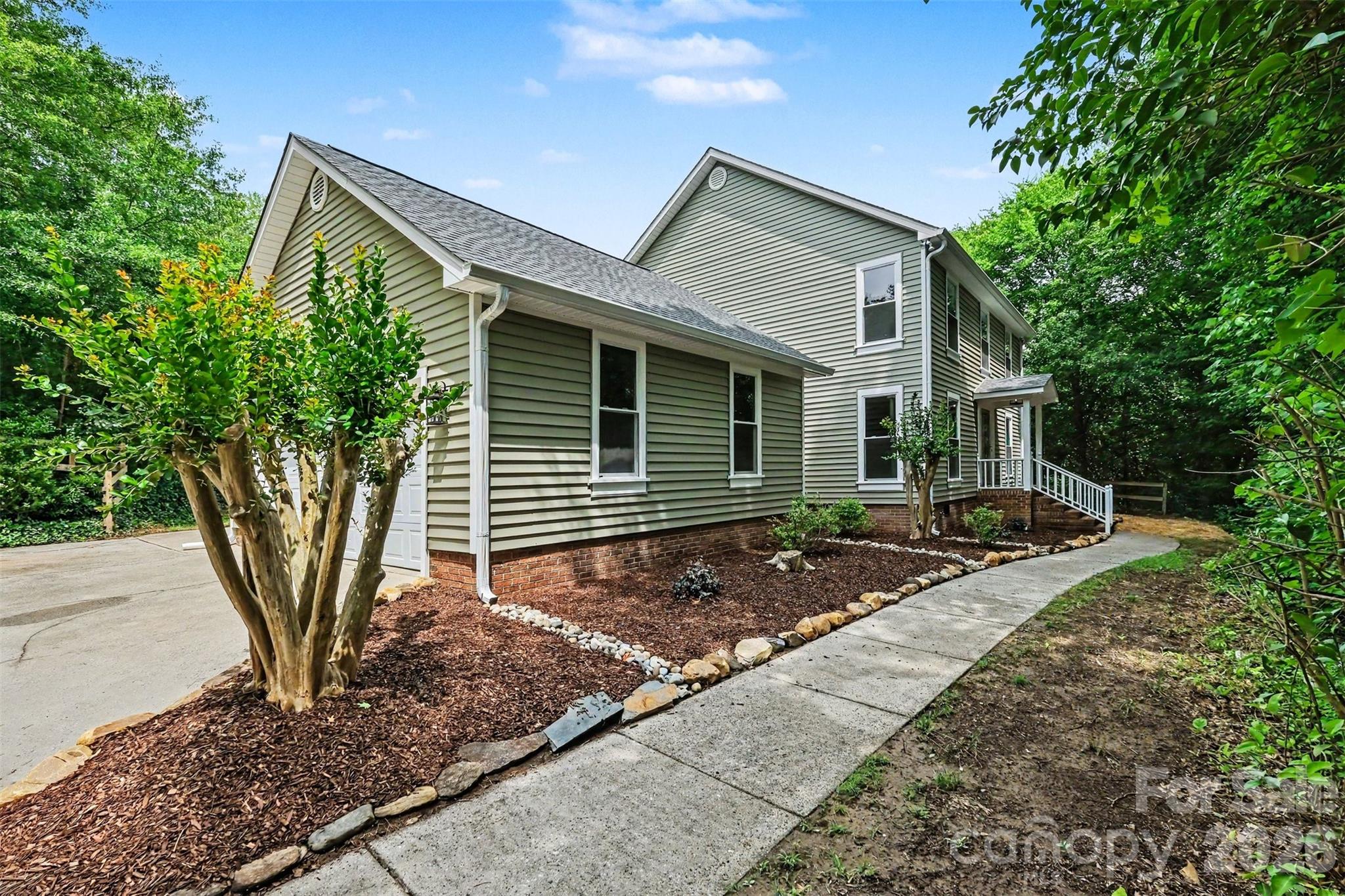 762 Courtney Street SE — Concord