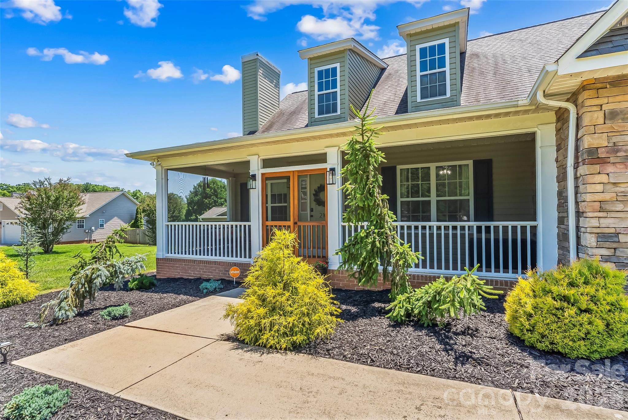 2103 Olde Pond Court SE — Hudson