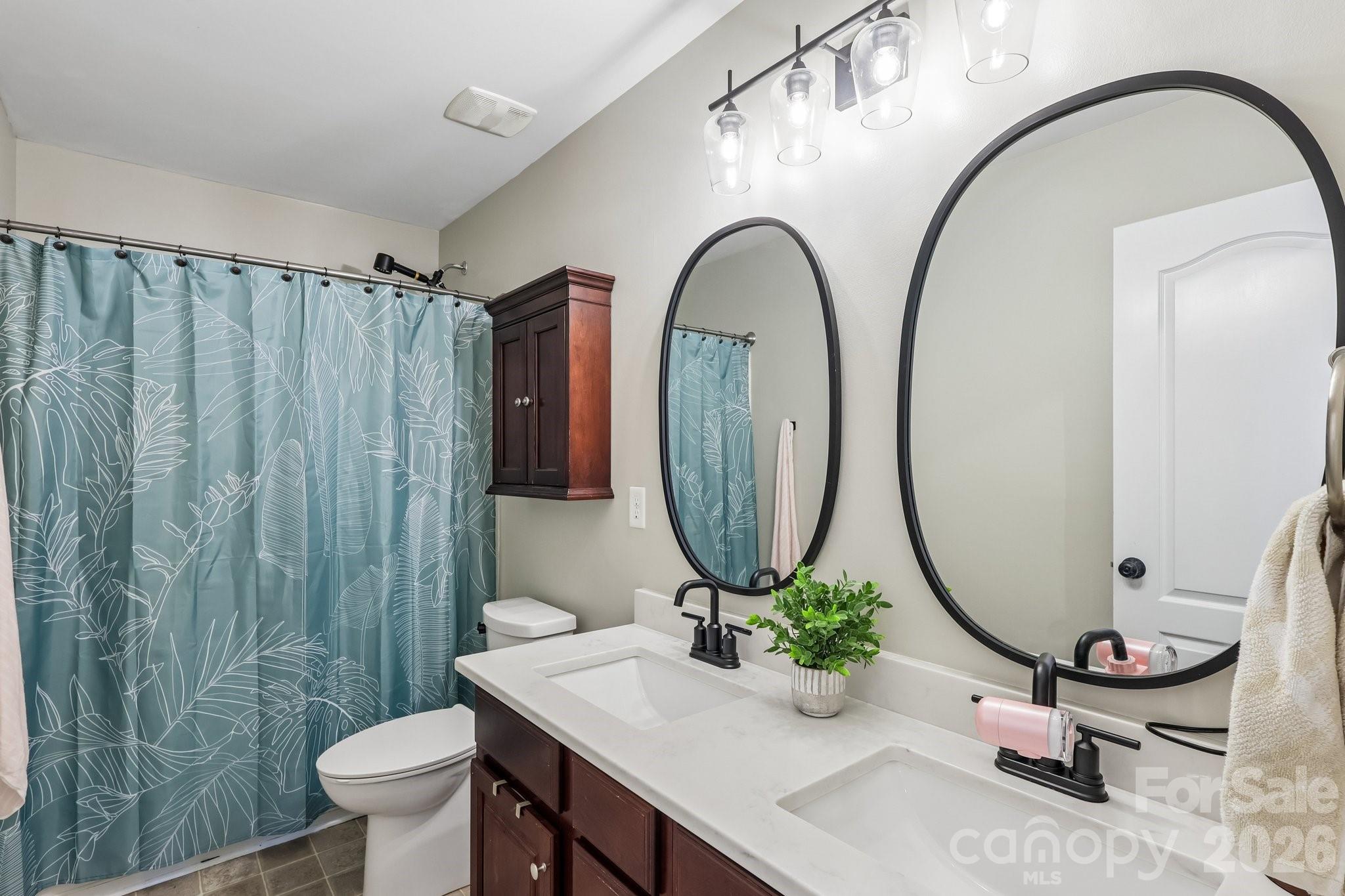 13713 Delstone Drive — Huntersville