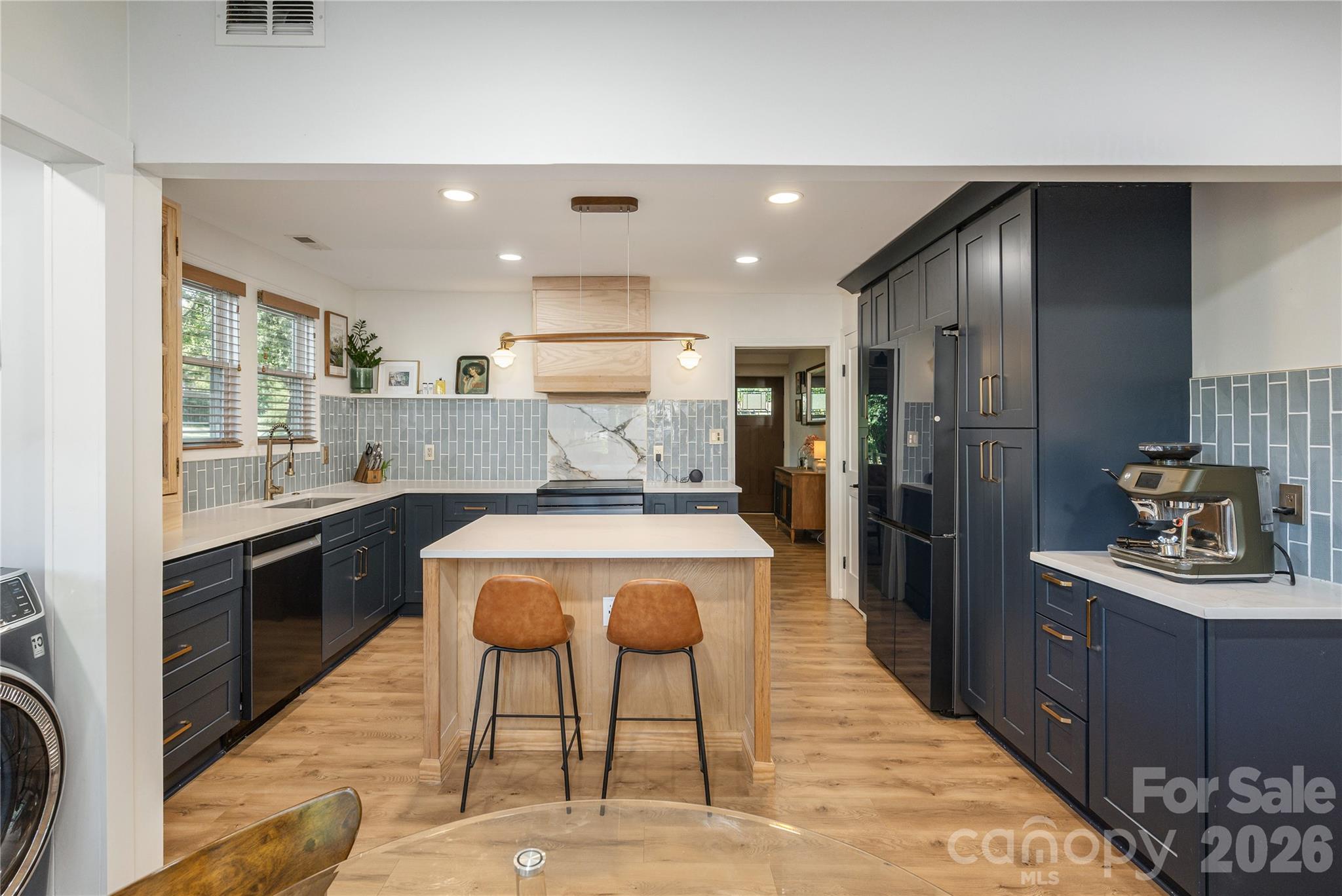 40 Dove Haven Lane — Hendersonville
