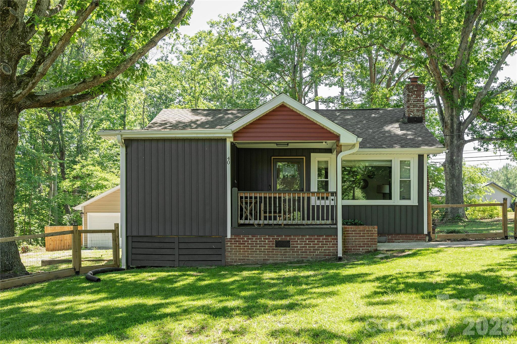40 Dove Haven Lane — Hendersonville