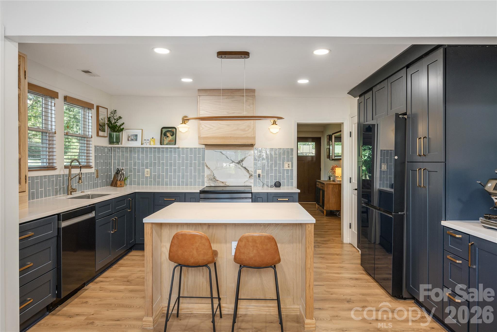 40 Dove Haven Lane — Hendersonville