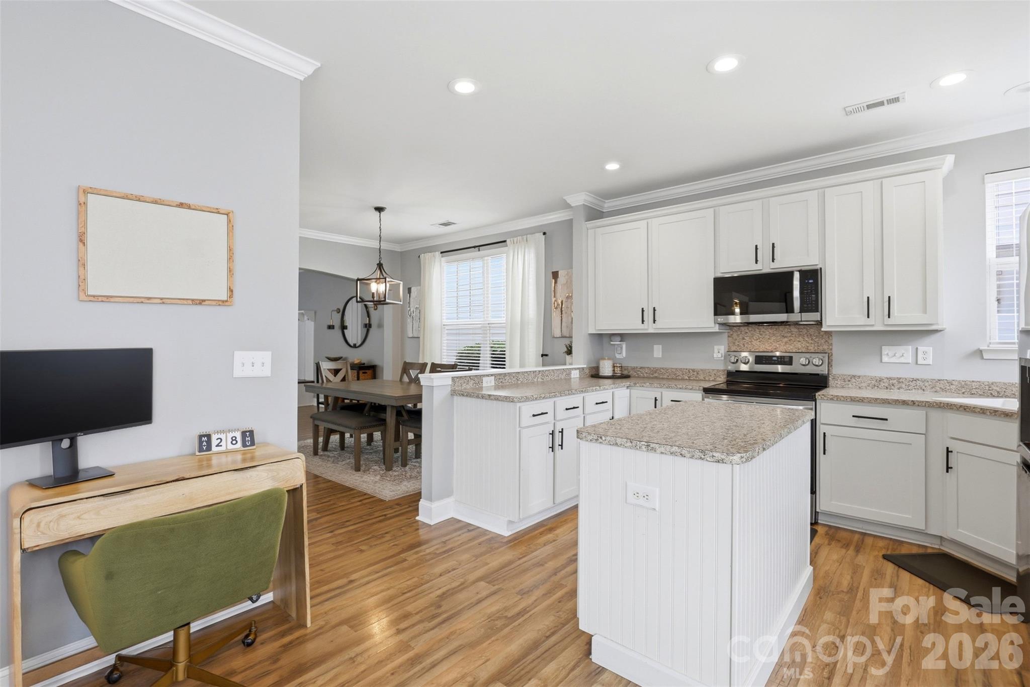 12213 Monteith Grove Drive — Huntersville