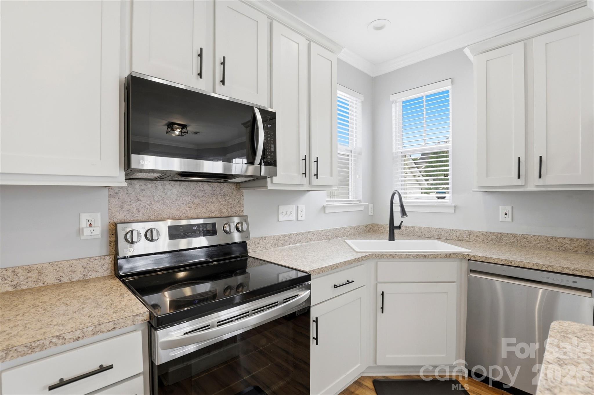 12213 Monteith Grove Drive — Huntersville