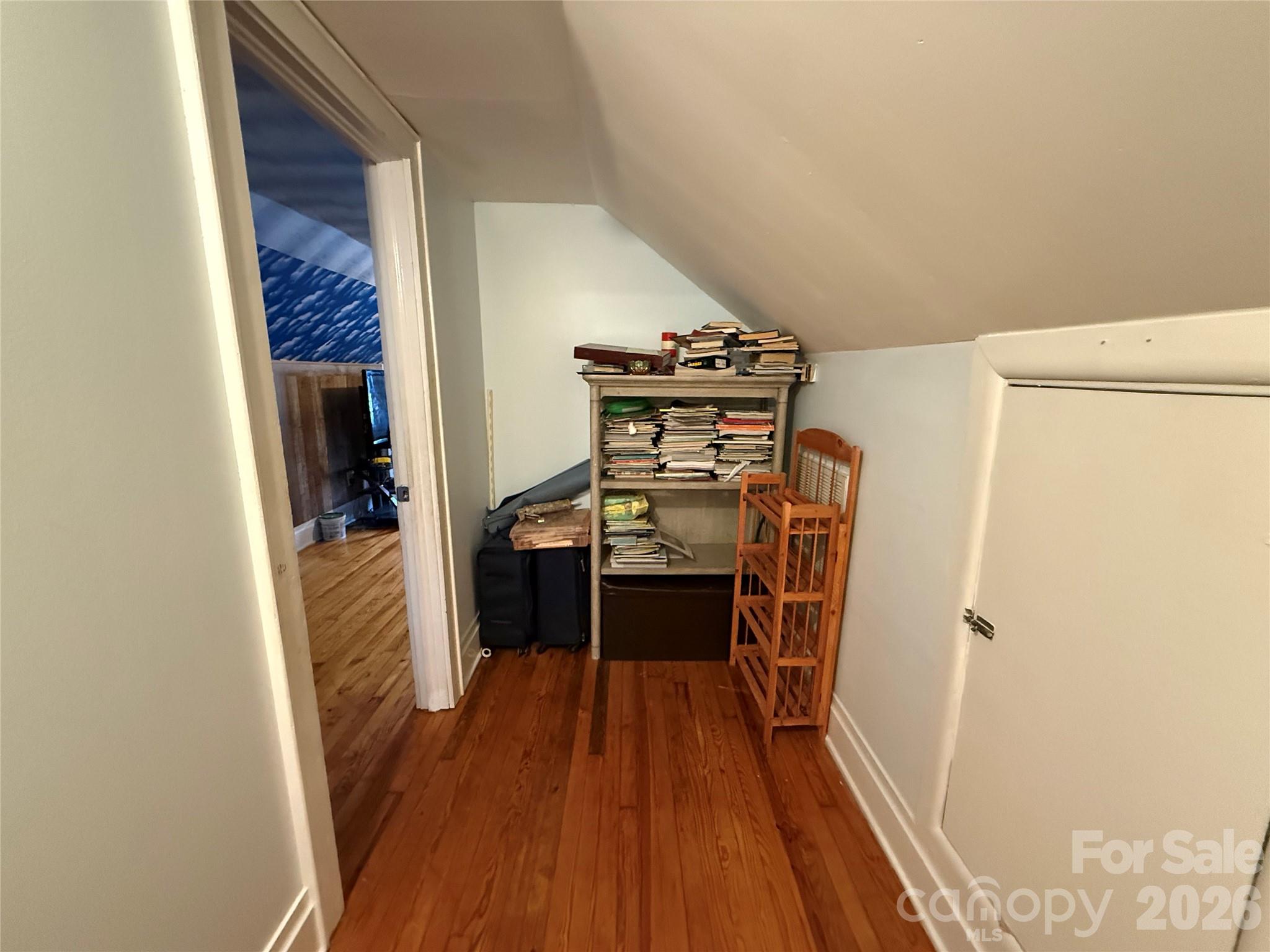 709 Dixie Avenue NW — Valdese