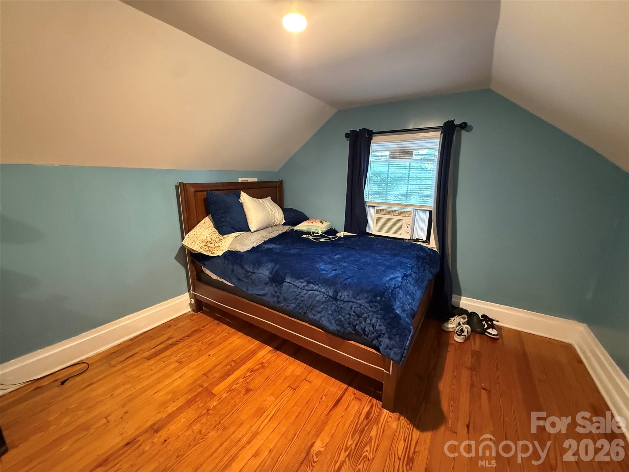 709 Dixie Avenue NW — Valdese