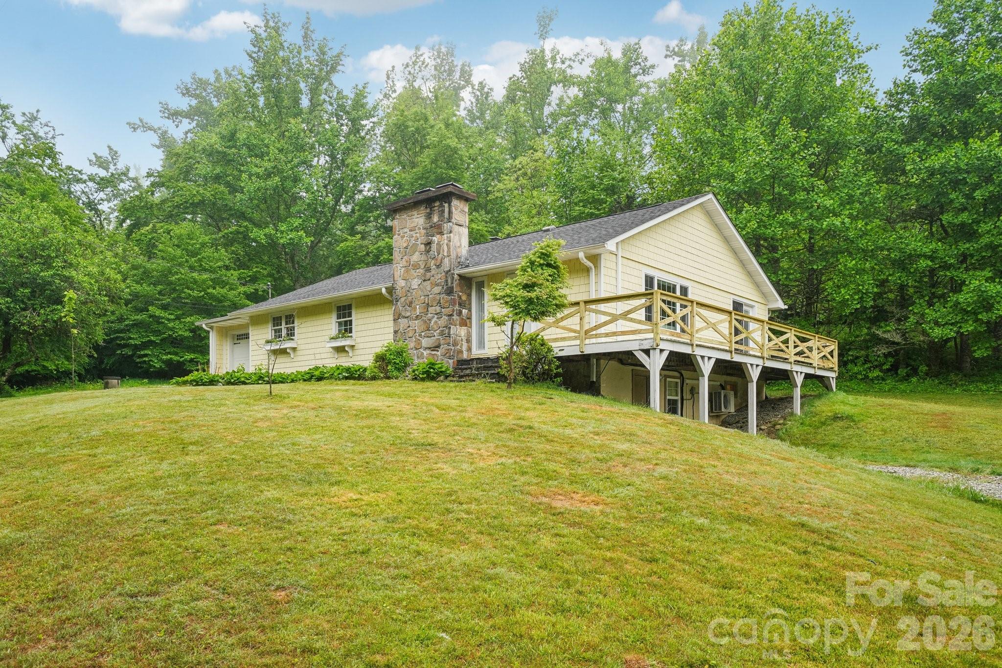 434 Dovers Branch Road — Burnsville