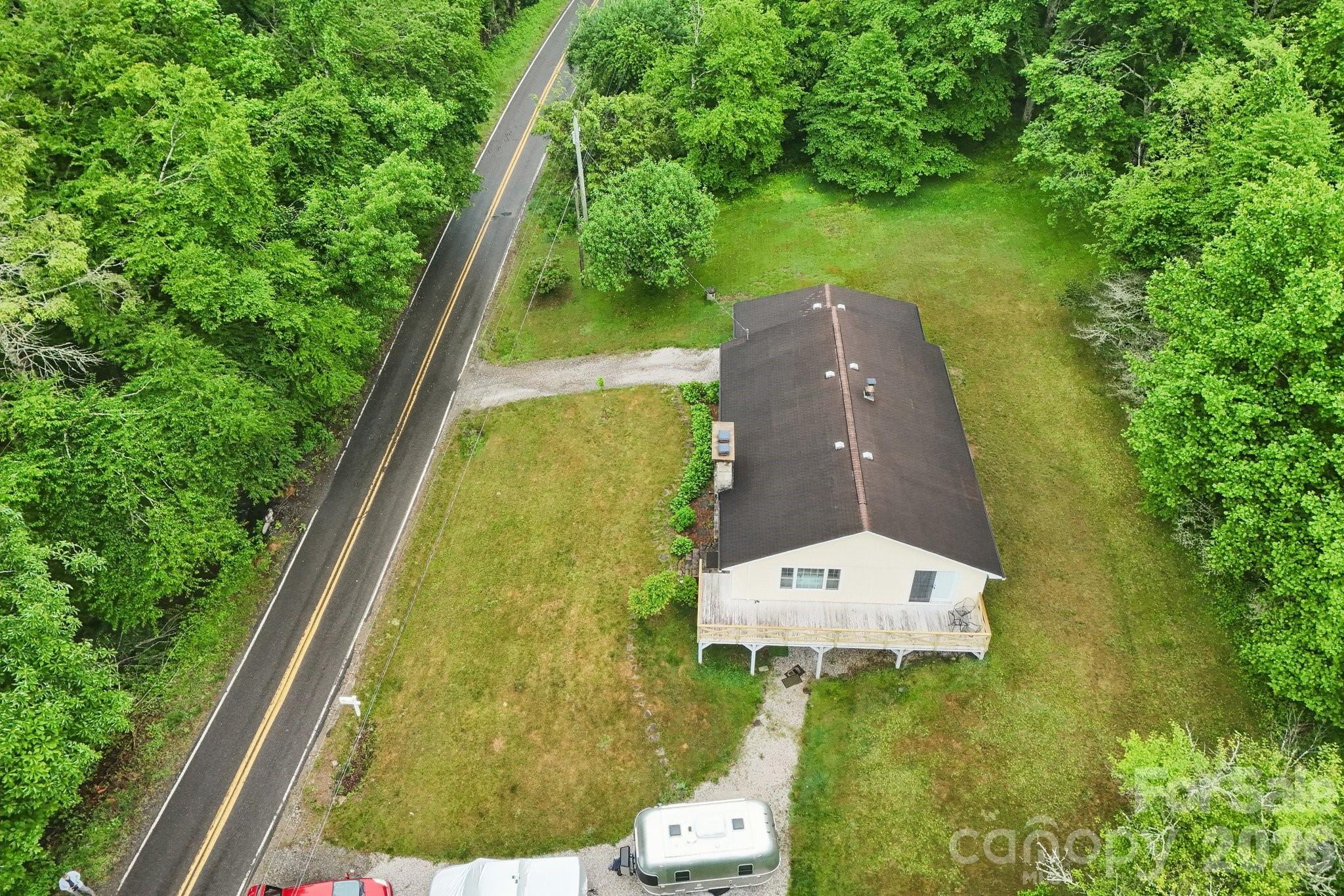 434 Dovers Branch Road — Burnsville