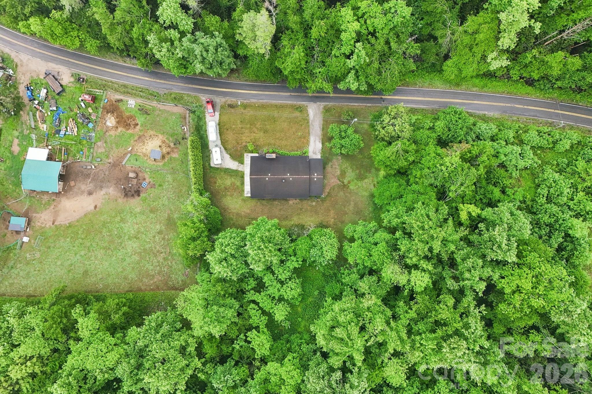 434 Dovers Branch Road — Burnsville