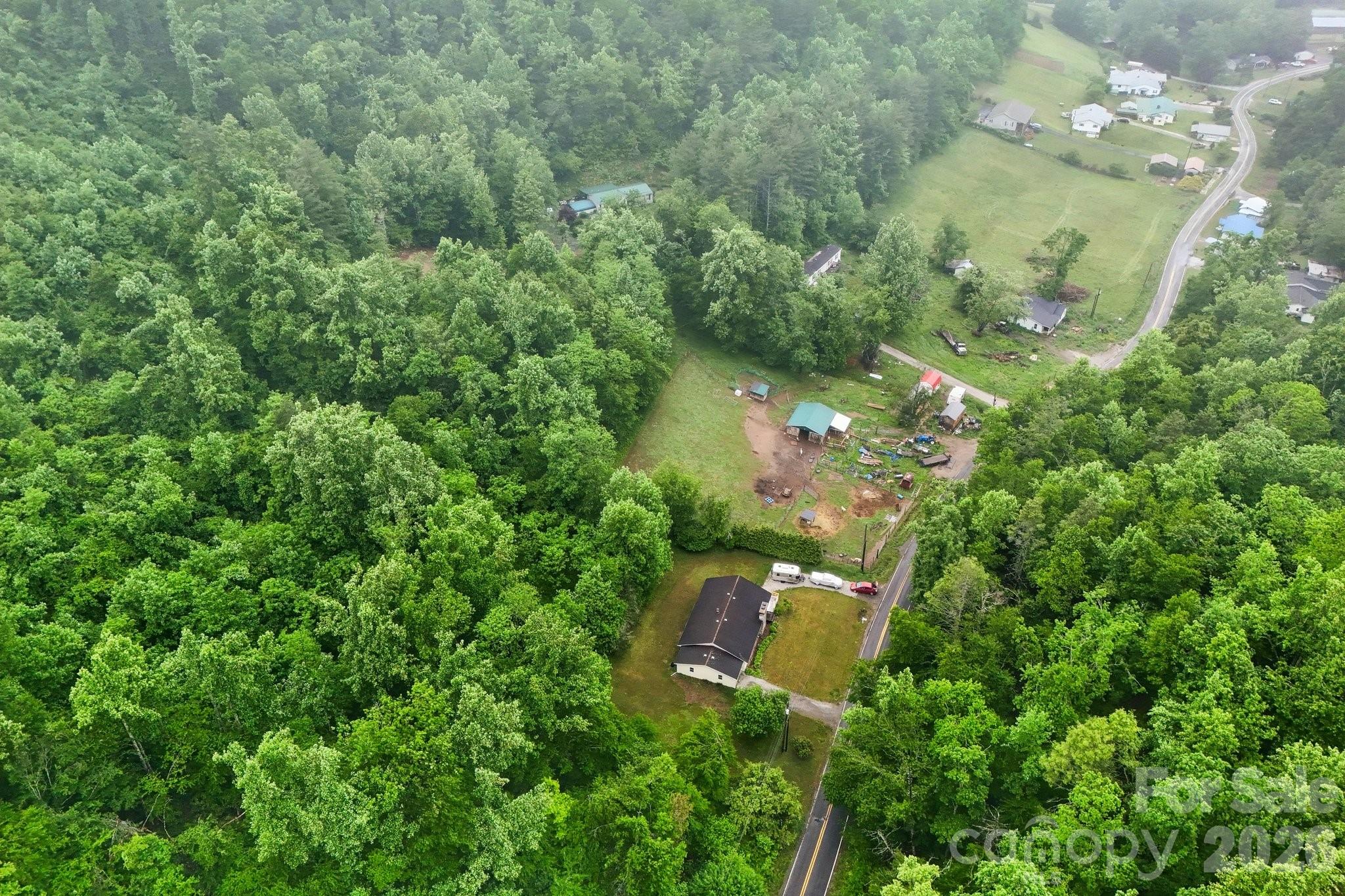434 Dovers Branch Road — Burnsville