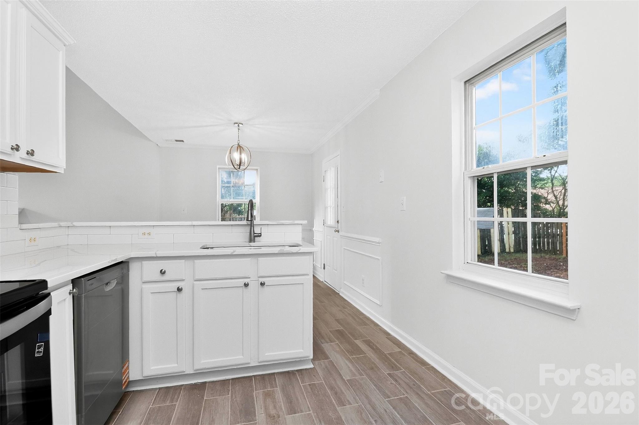 1194 Tufton Place NW — Concord