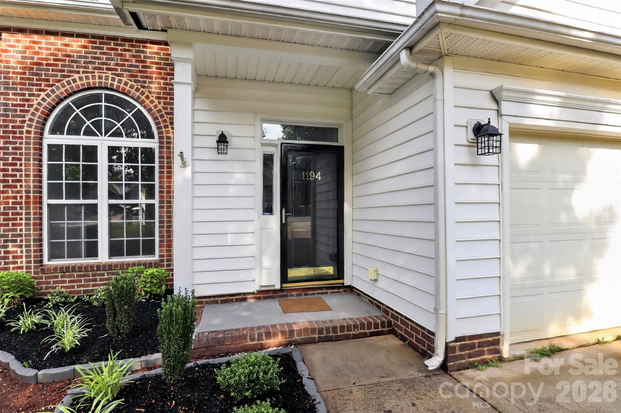 1194 Tufton Place NW — Concord