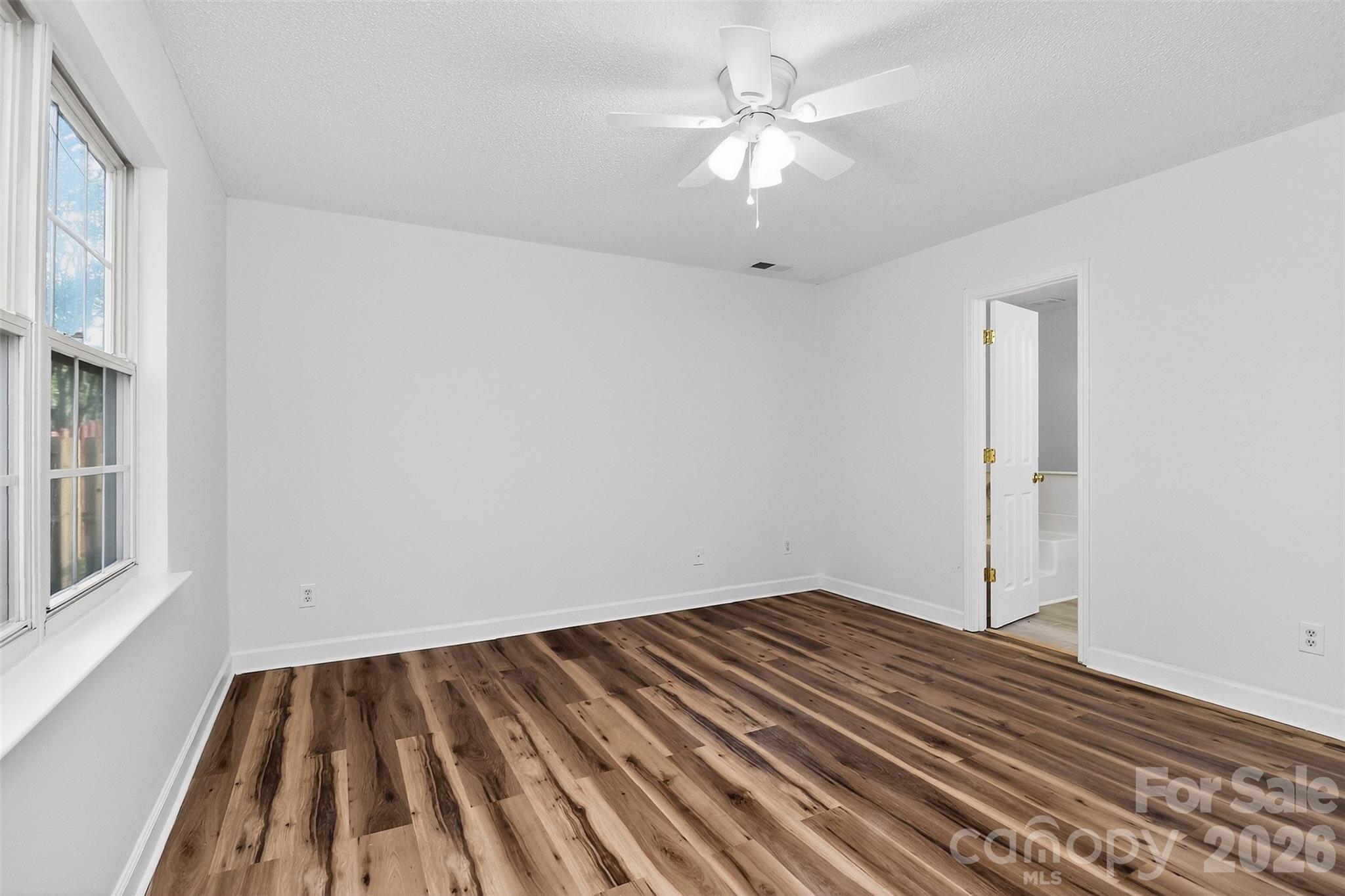 1194 Tufton Place NW — Concord
