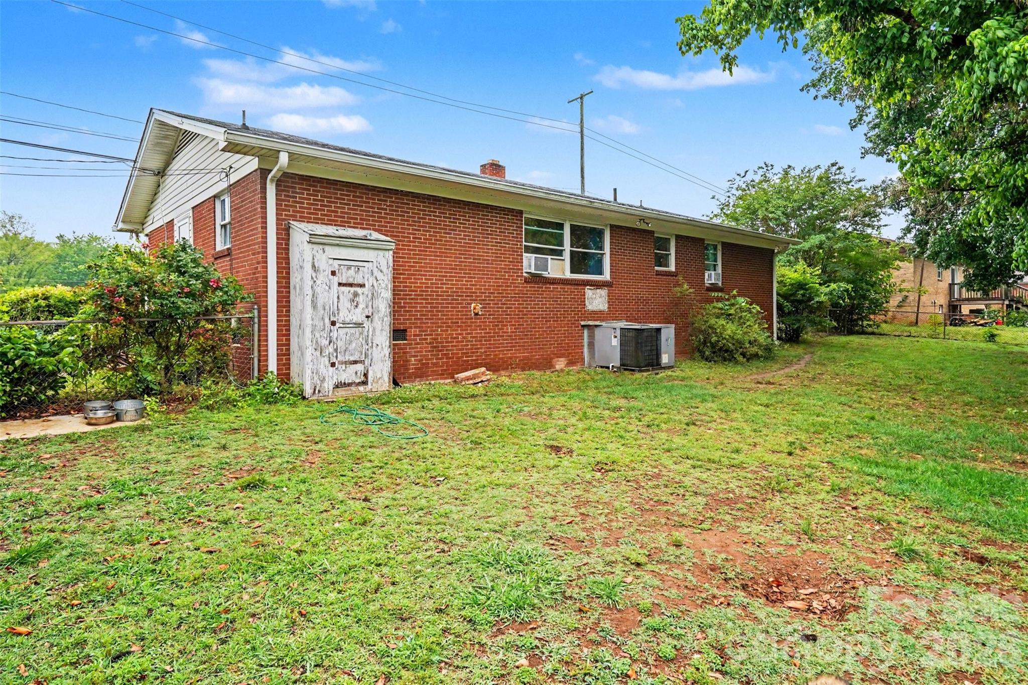 538 George W Liles Parkway SW — Concord