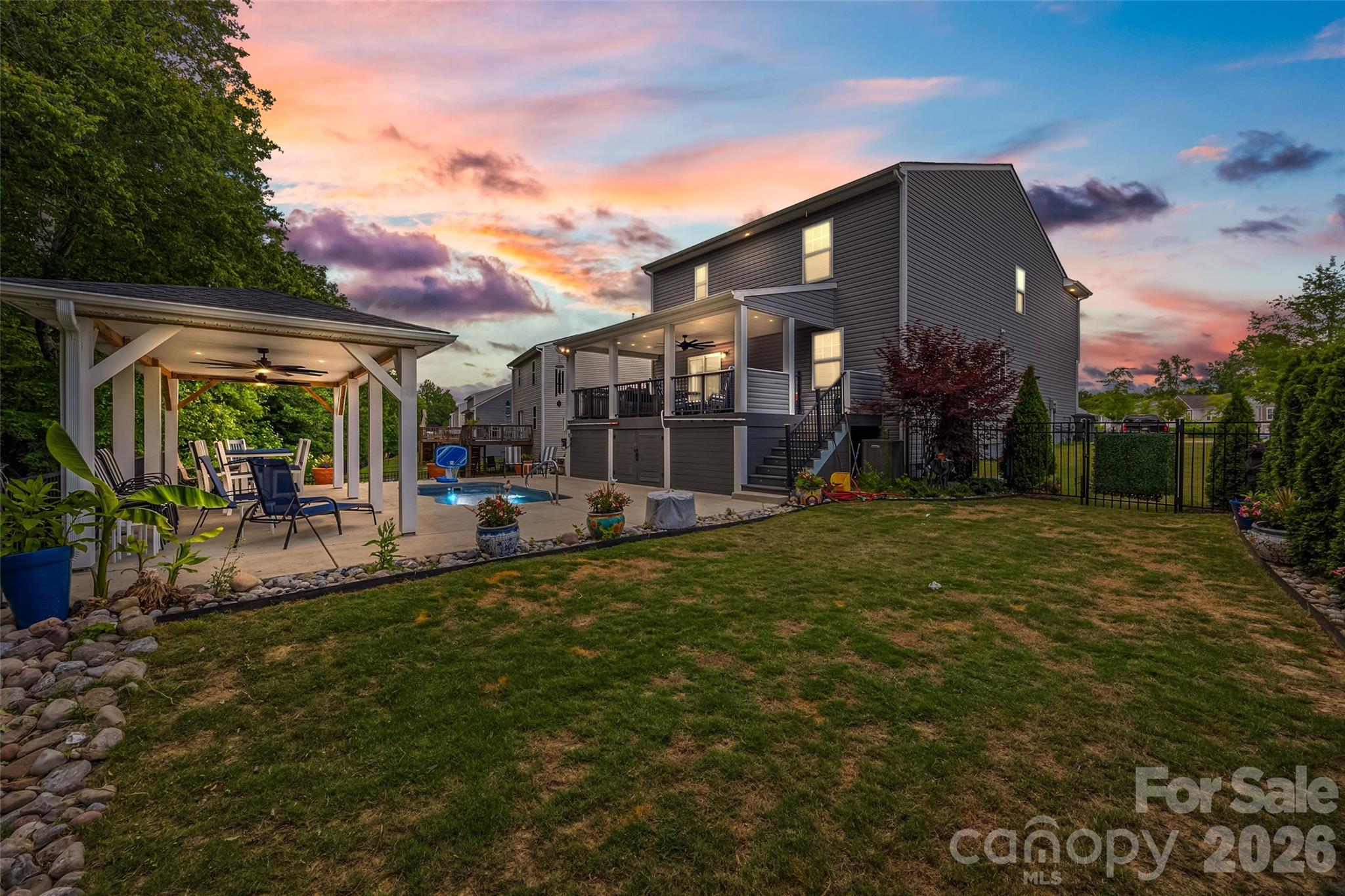 1023 Ava Trail Lane — Clover