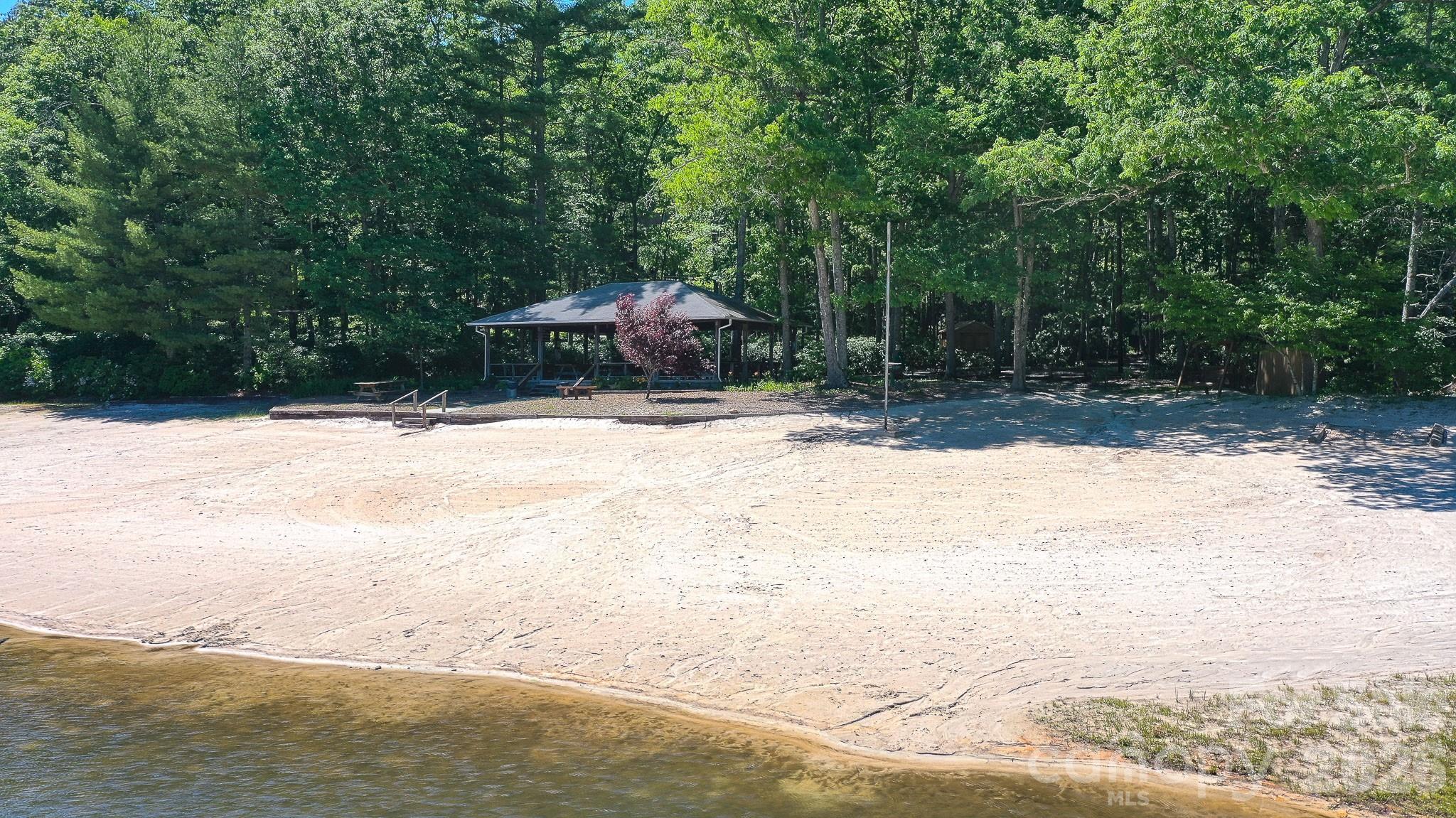 1971 Swiss Pine Lake Drive — Spruce Pine