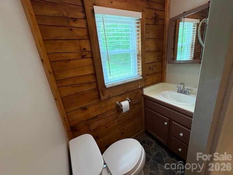 9064 Wildflower Lane — Newland