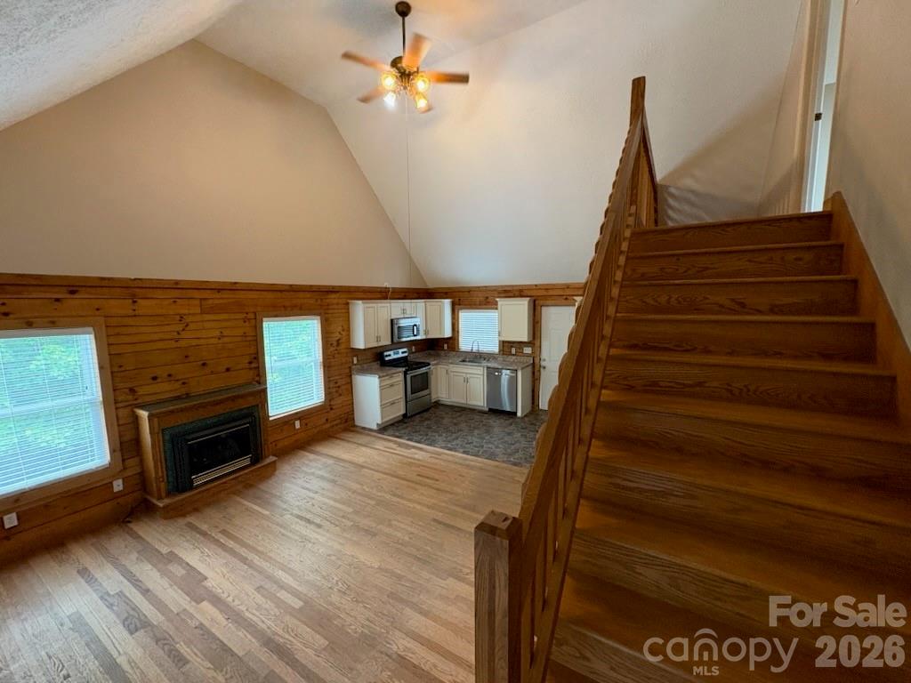 9064 Wildflower Lane — Newland