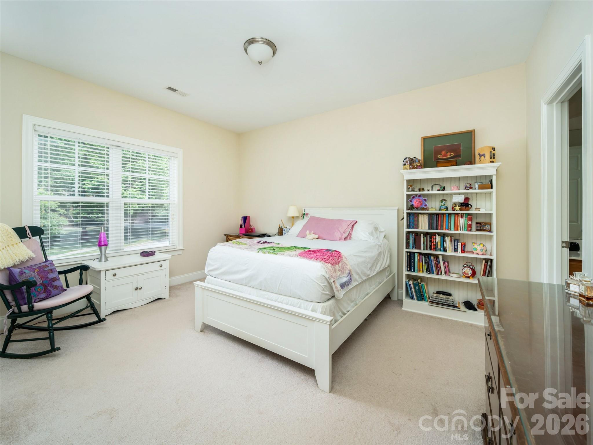541 Welsh Partridge Circle — Biltmore Lake