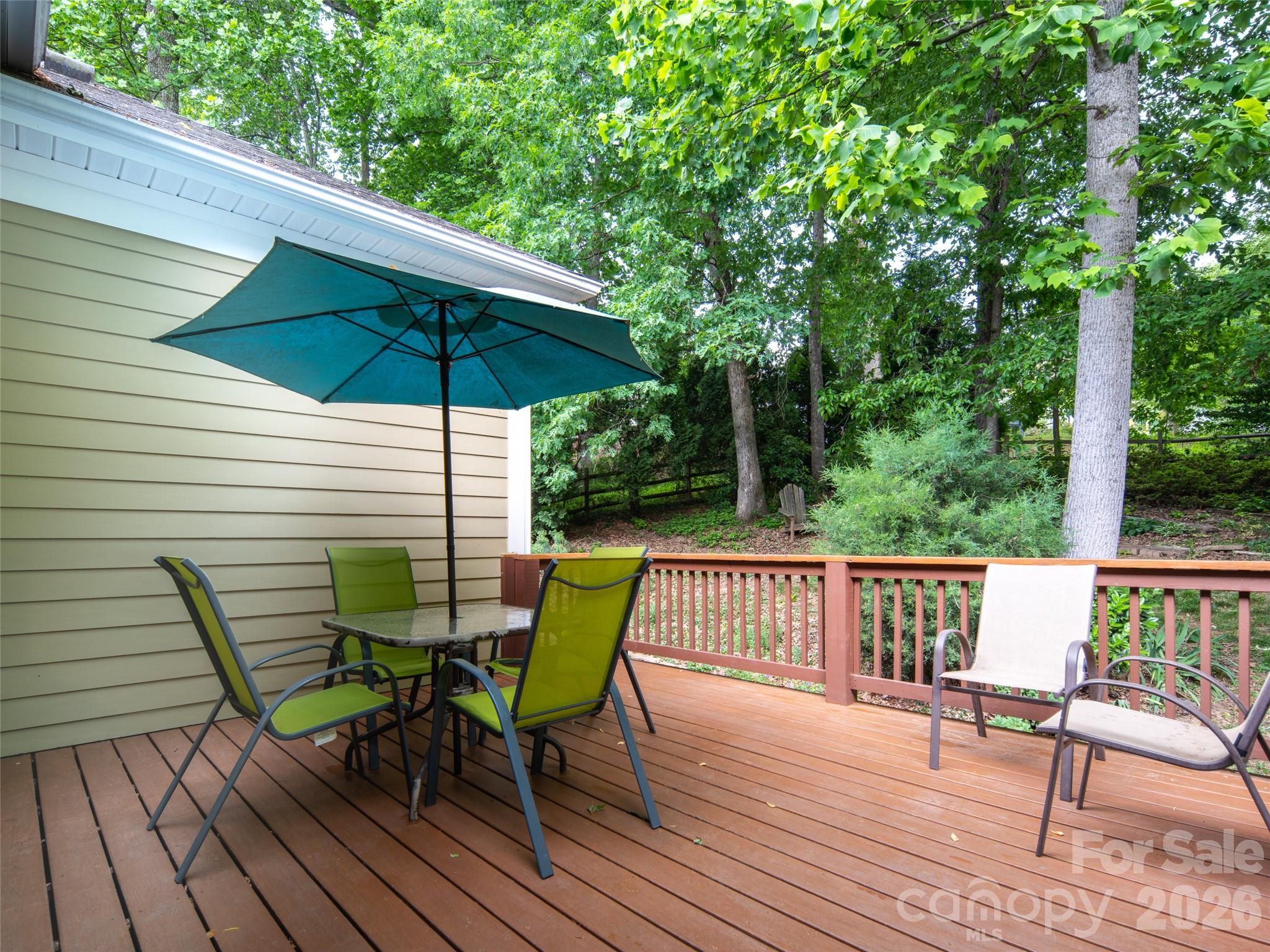 541 Welsh Partridge Circle — Biltmore Lake