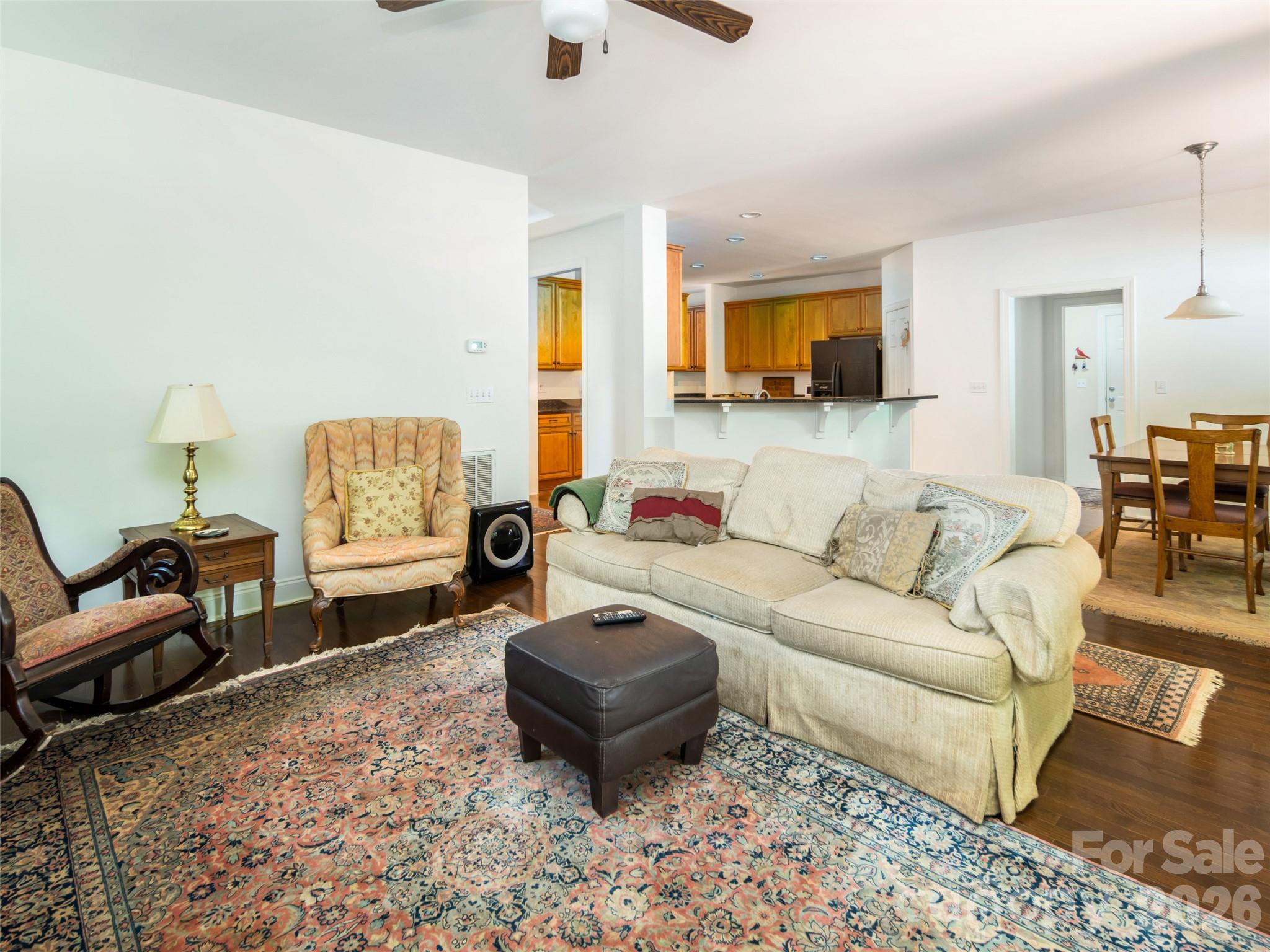 541 Welsh Partridge Circle — Biltmore Lake
