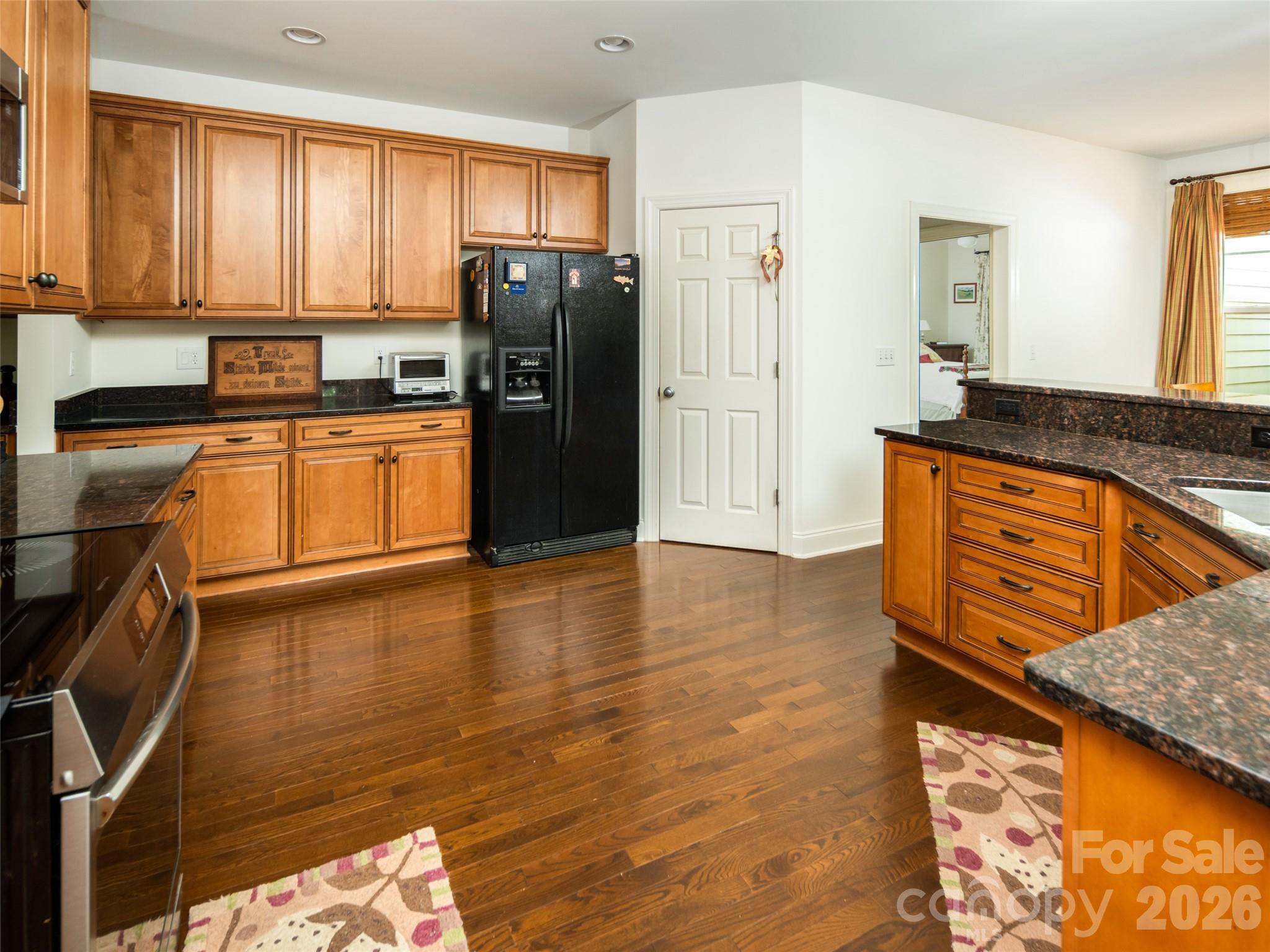 541 Welsh Partridge Circle — Biltmore Lake