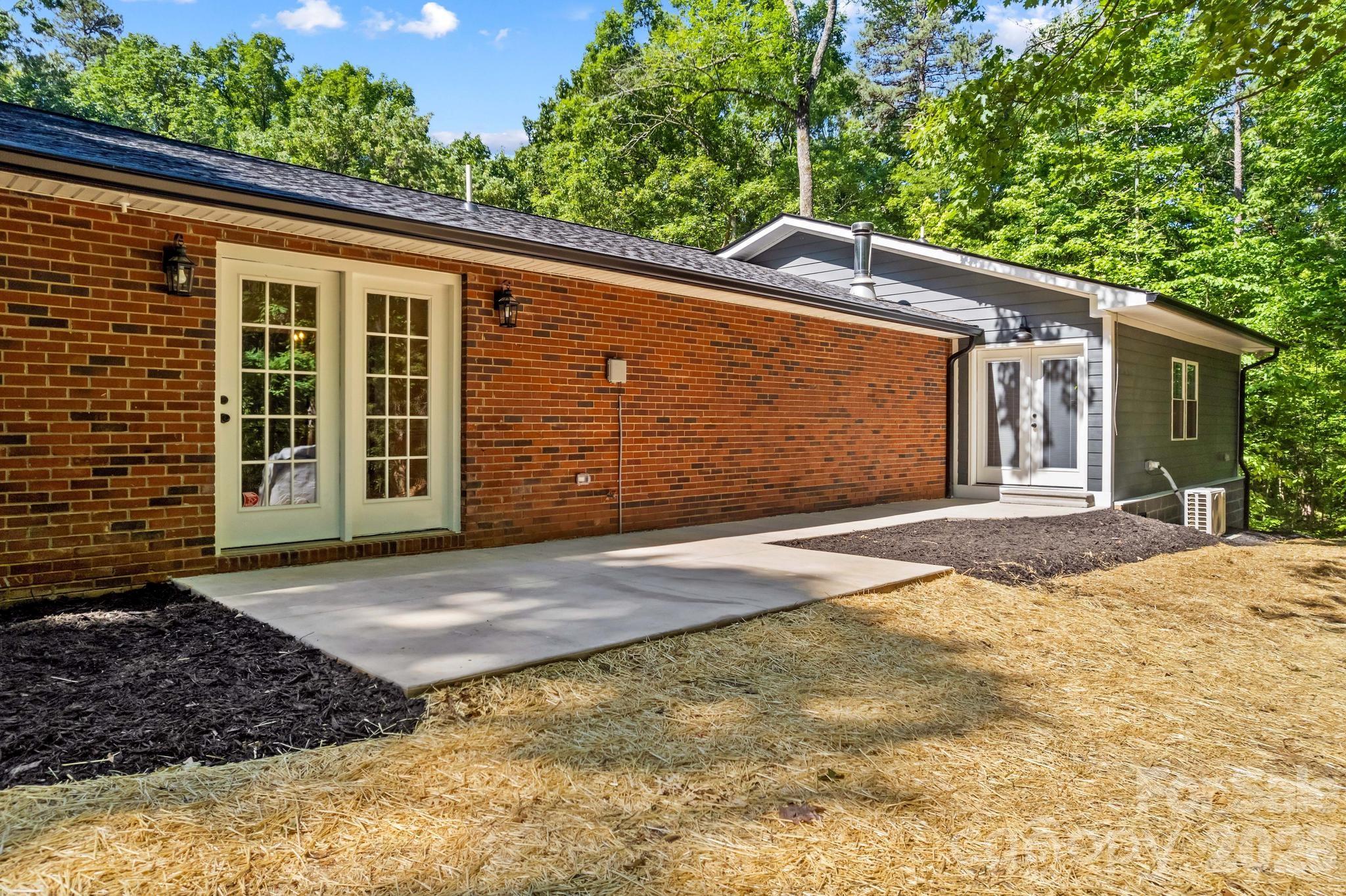 4455 Moose Road — China Grove
