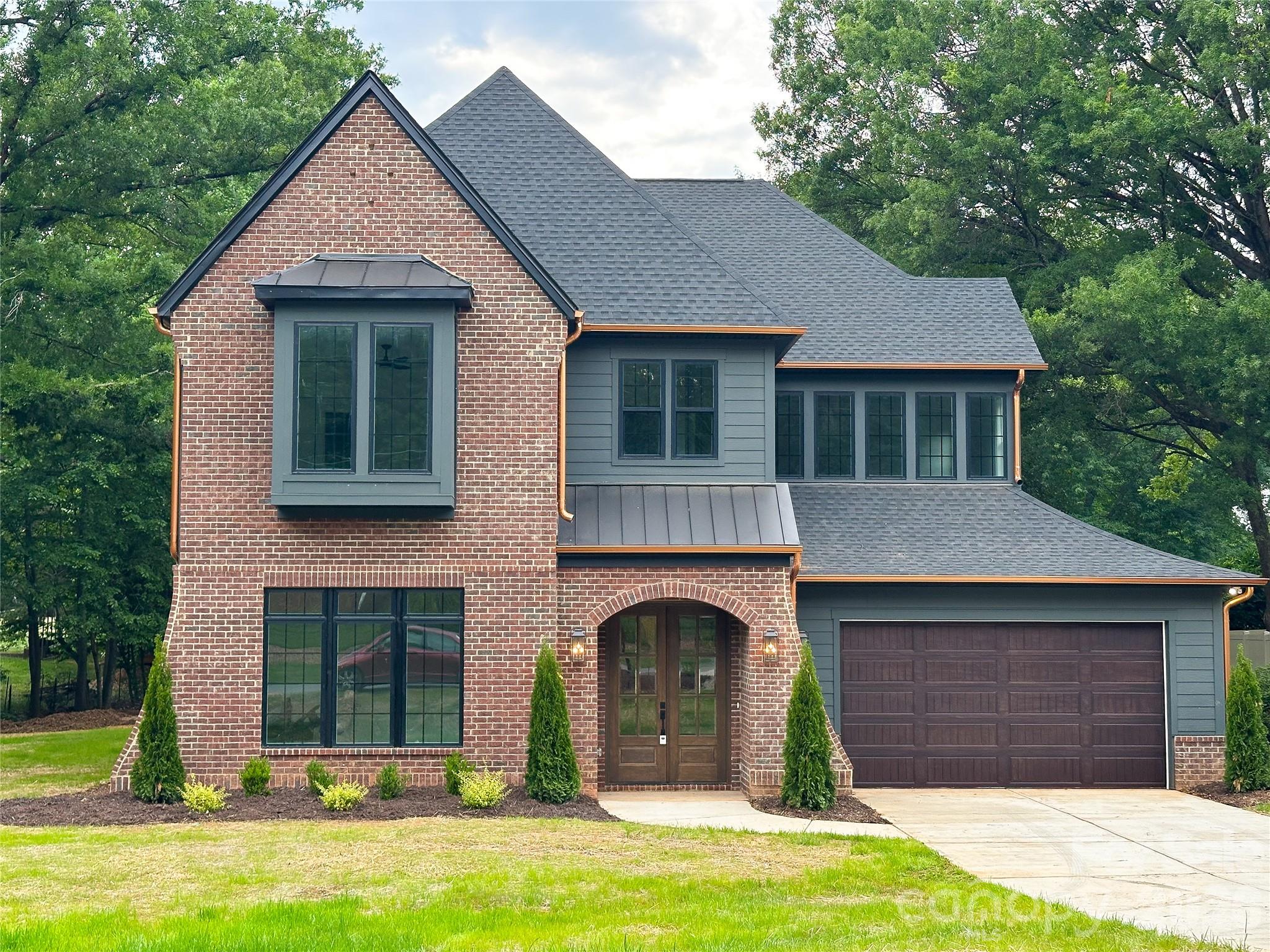 3421 Zelda Lane — Matthews