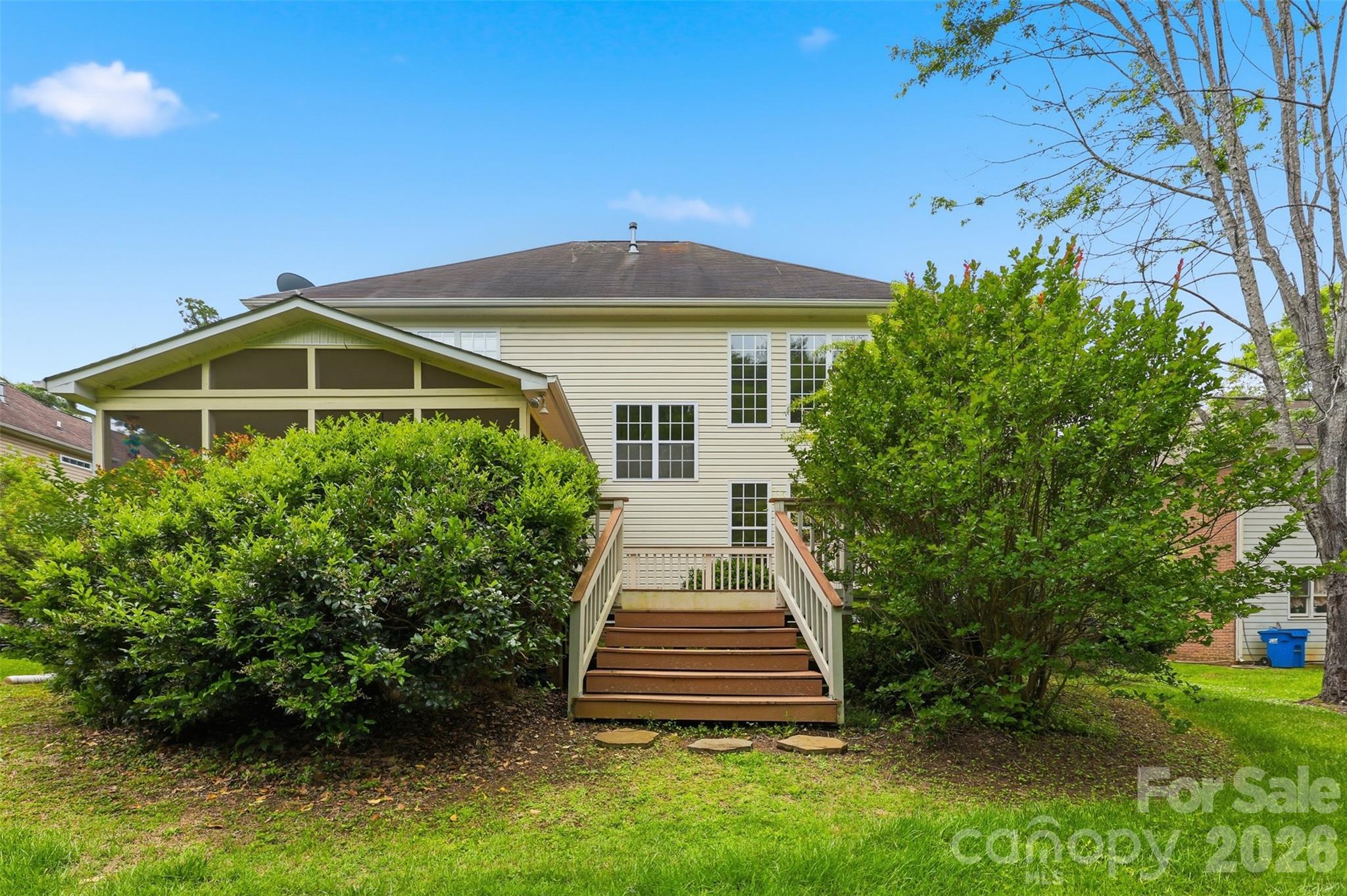 8526 Wren Creek Drive — Charlotte