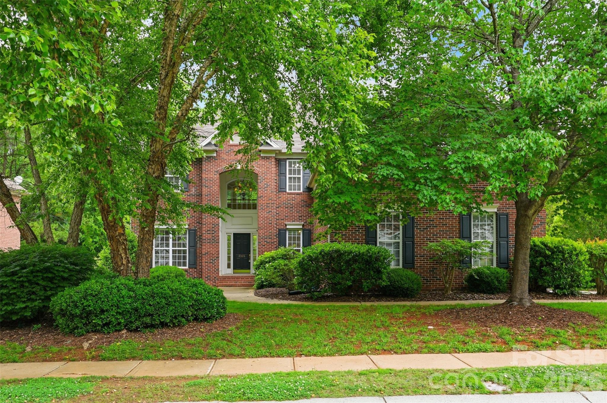 8526 Wren Creek Drive — Charlotte