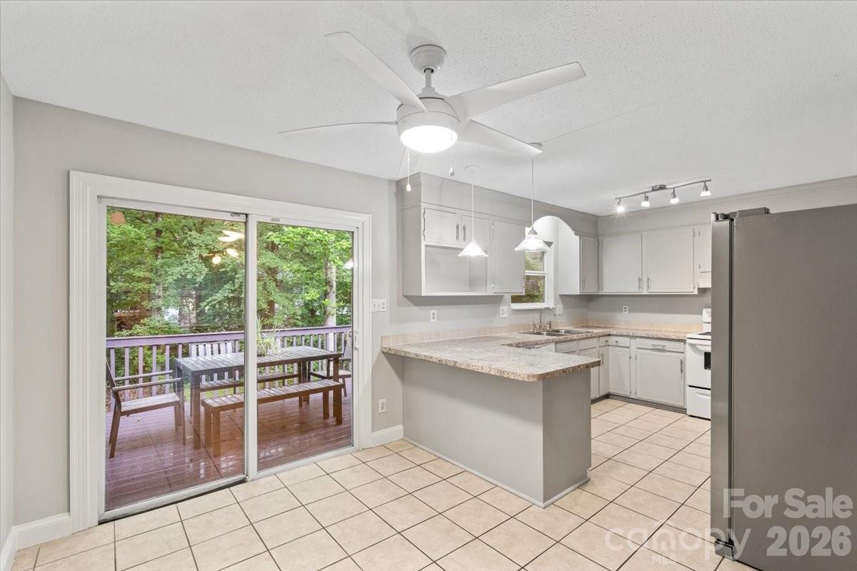 7301 Park Vista Circle — Charlotte