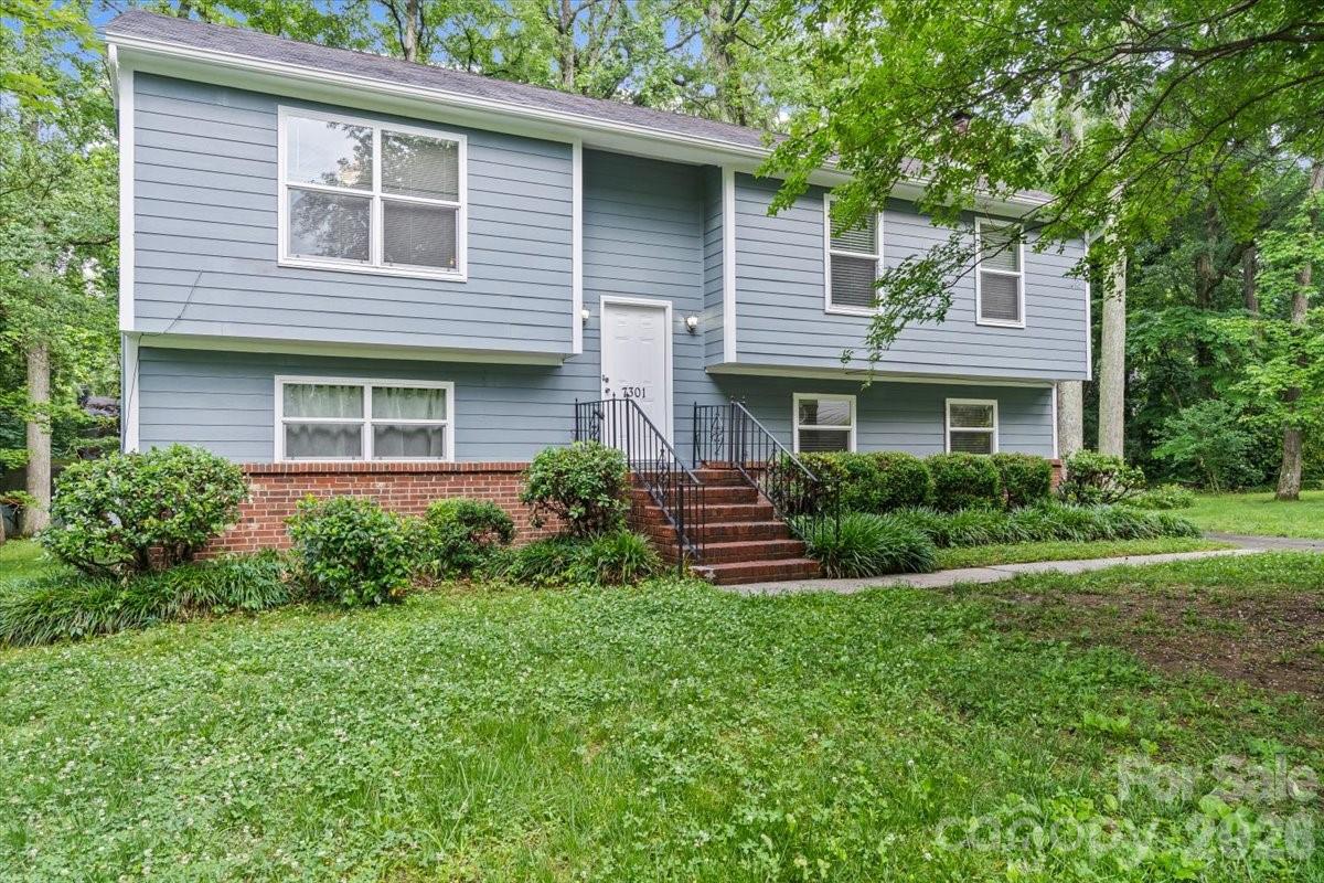 7301 Park Vista Circle — Charlotte