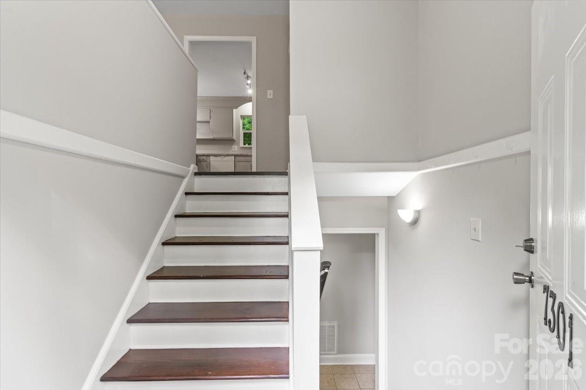 7301 Park Vista Circle — Charlotte